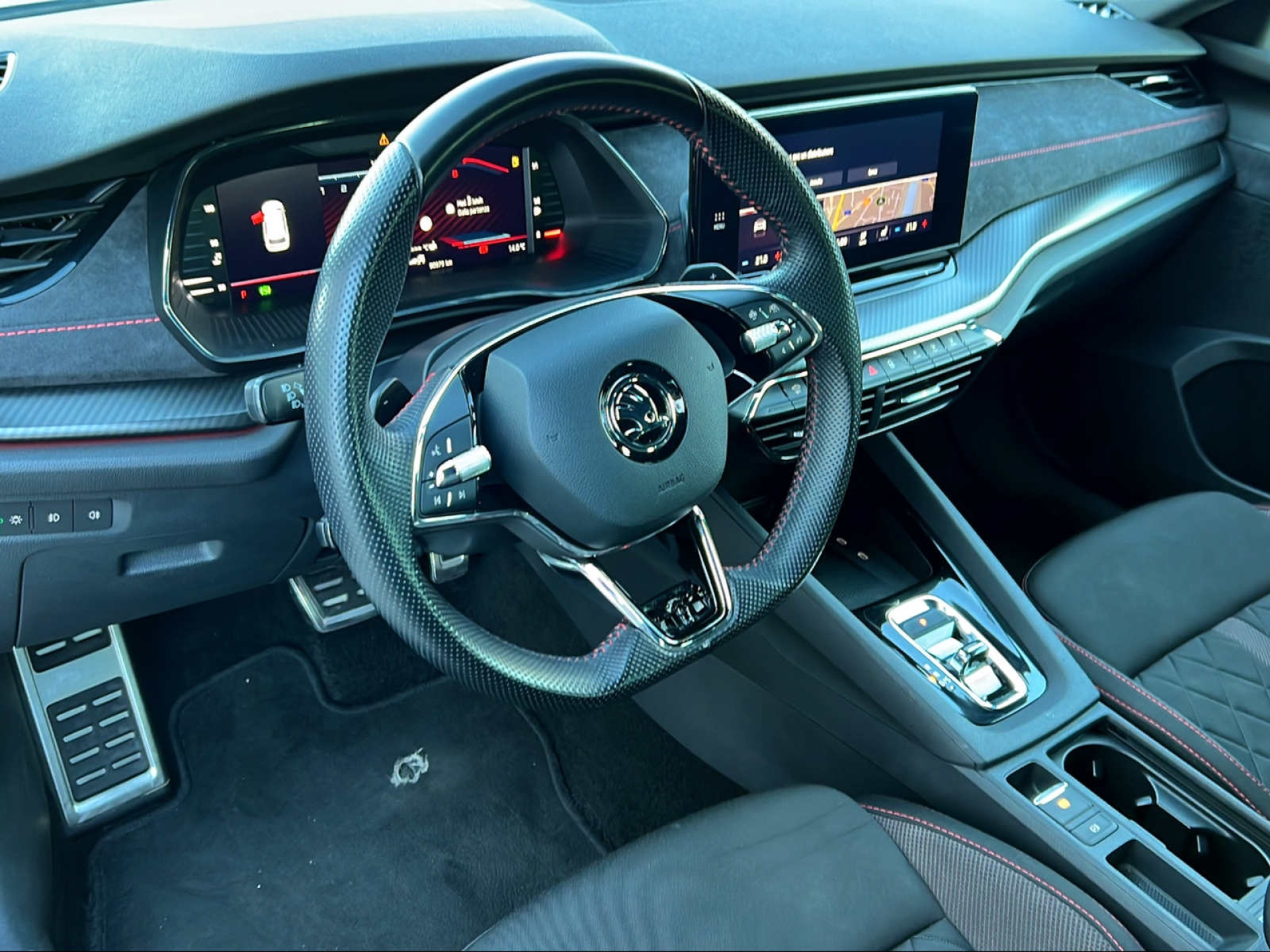 SKODA Octavia Combi 2.0 TSI RS DSG-image-7