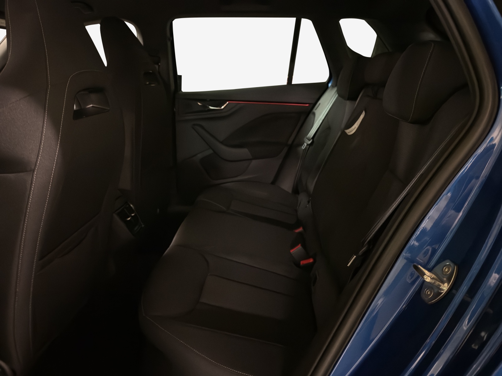 SKODA Kamiq 1.0 TSI Dynamic DSG-image-11