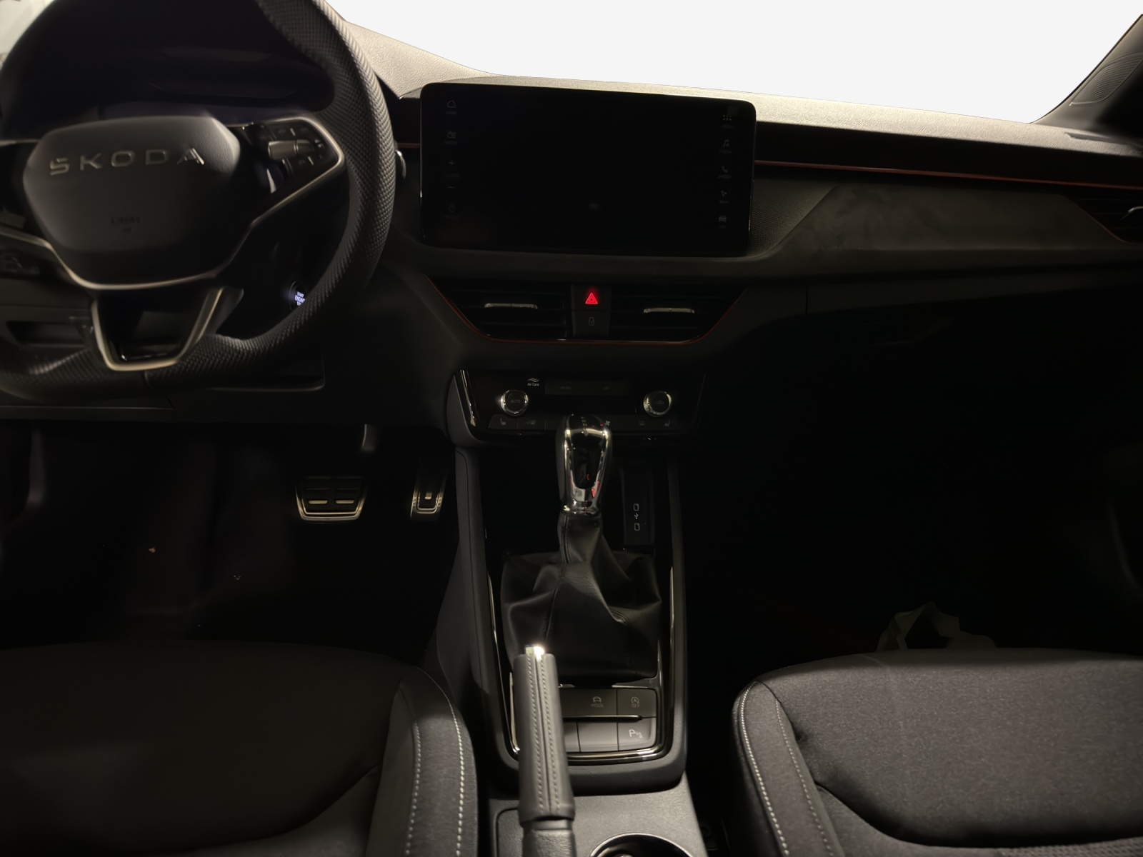 SKODA Kamiq 1.0 TSI Dynamic DSG-image-10