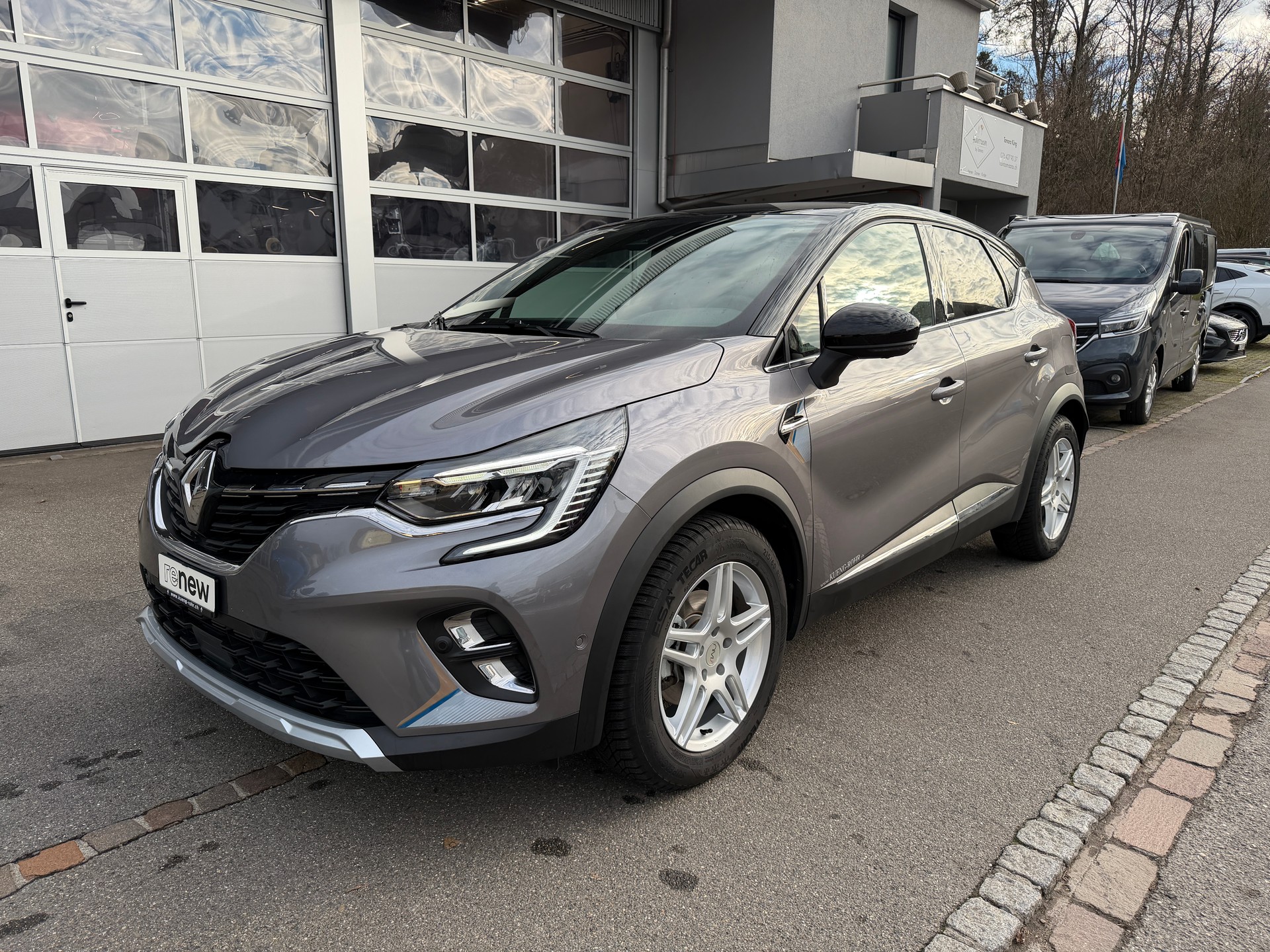 RENAULT Captur 1.6 E-Tech Plug-in Edition One