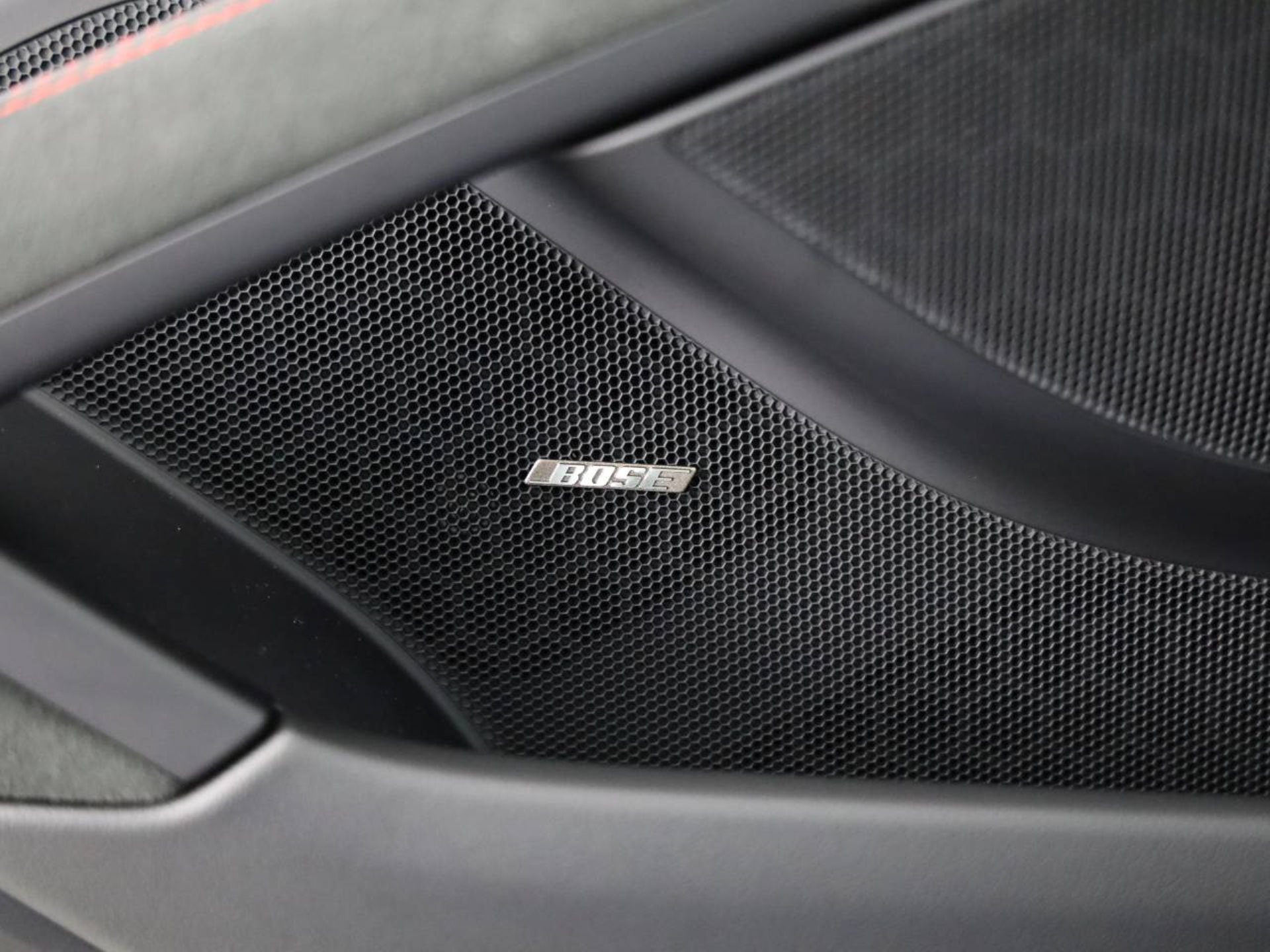 PORSCHE 718 Spyder RS-image-17