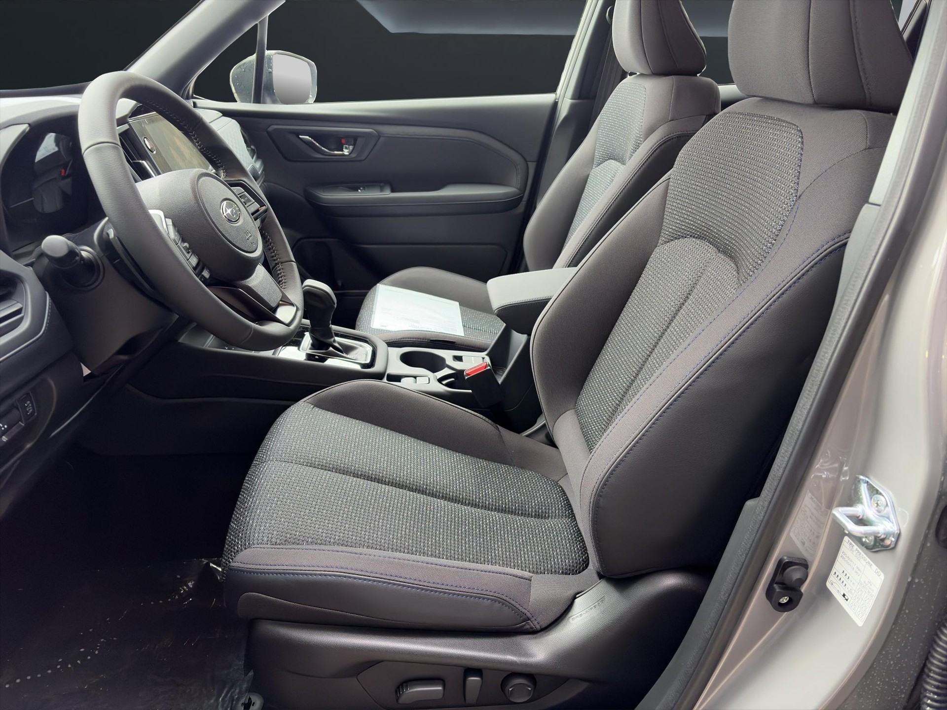 SUBARU Forester Station 2.0i e-Boxer Swiss Plus-image-6