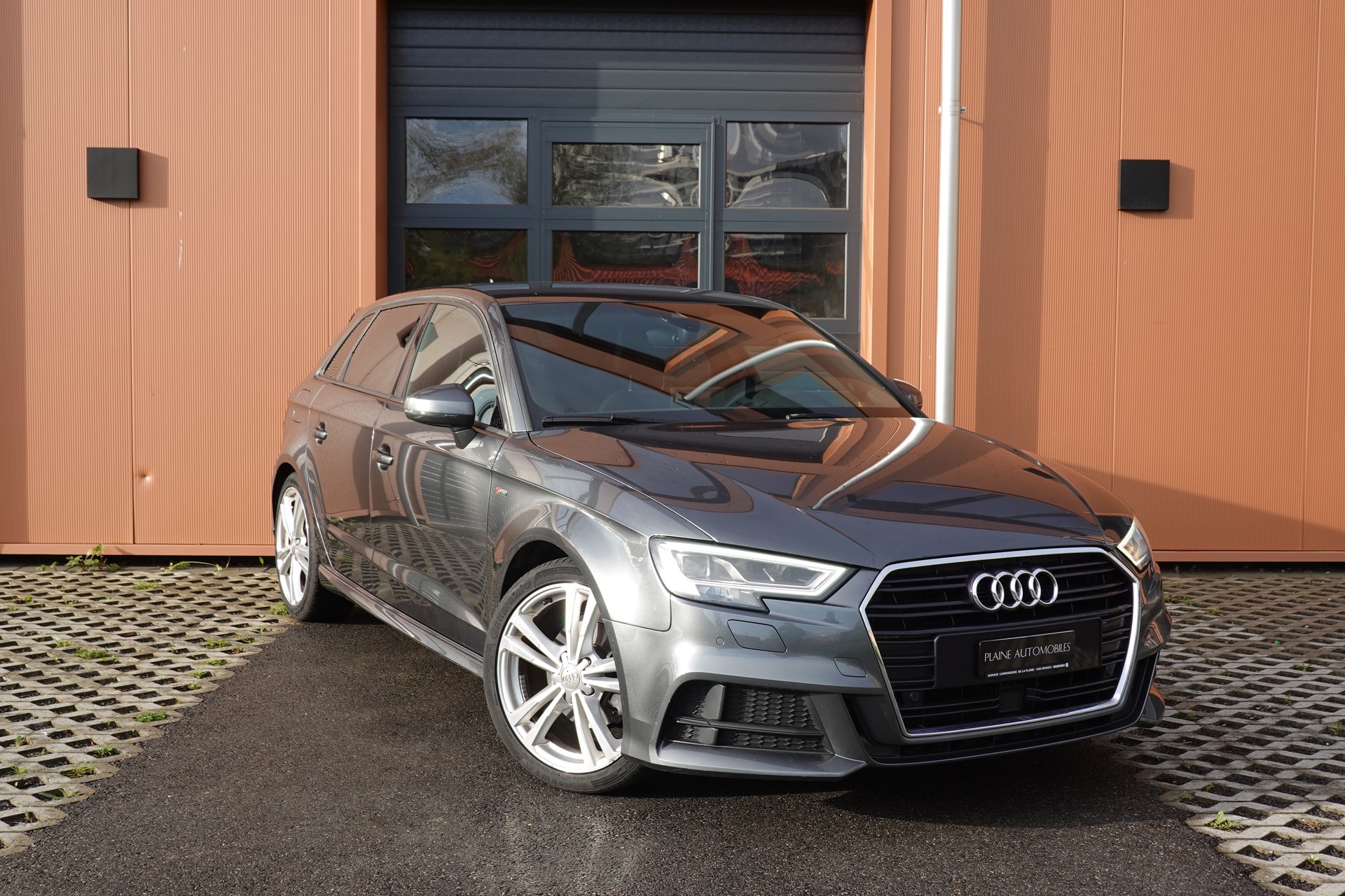 AUDI A3 Sportback 1.4 TFSI Sport S-tronic ABT 180' - "Pack S-Line Intér & Extér * ABT 180' * Virtual Cockpit * Audi Sound System"-image-0