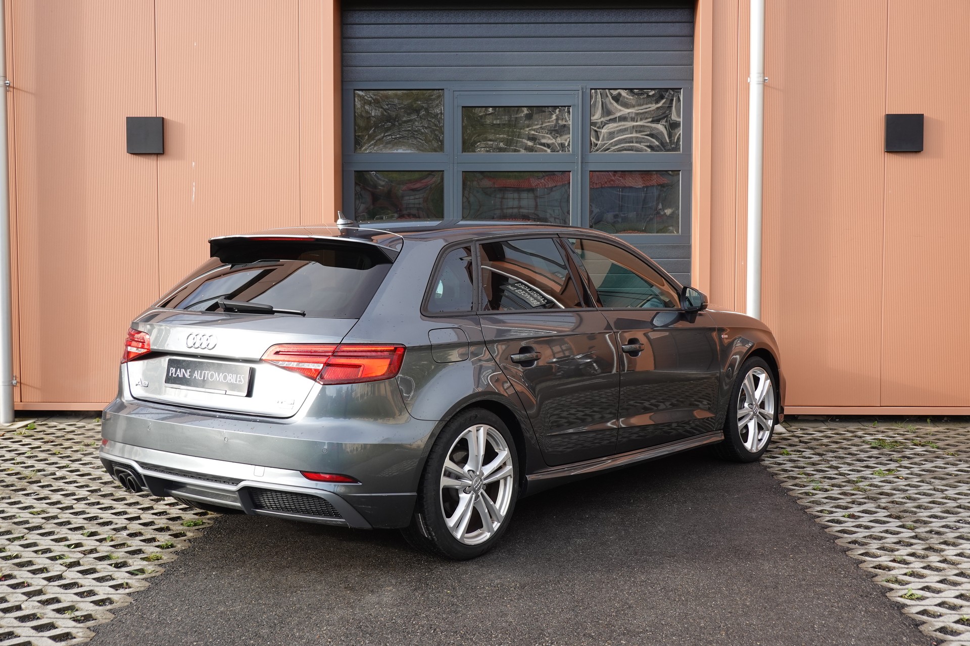 AUDI A3 Sportback 1.4 TFSI Sport S-tronic ABT 180' - "Pack S-Line Intér & Extér * ABT 180' * Virtual Cockpit * Audi Sound System"-image-6