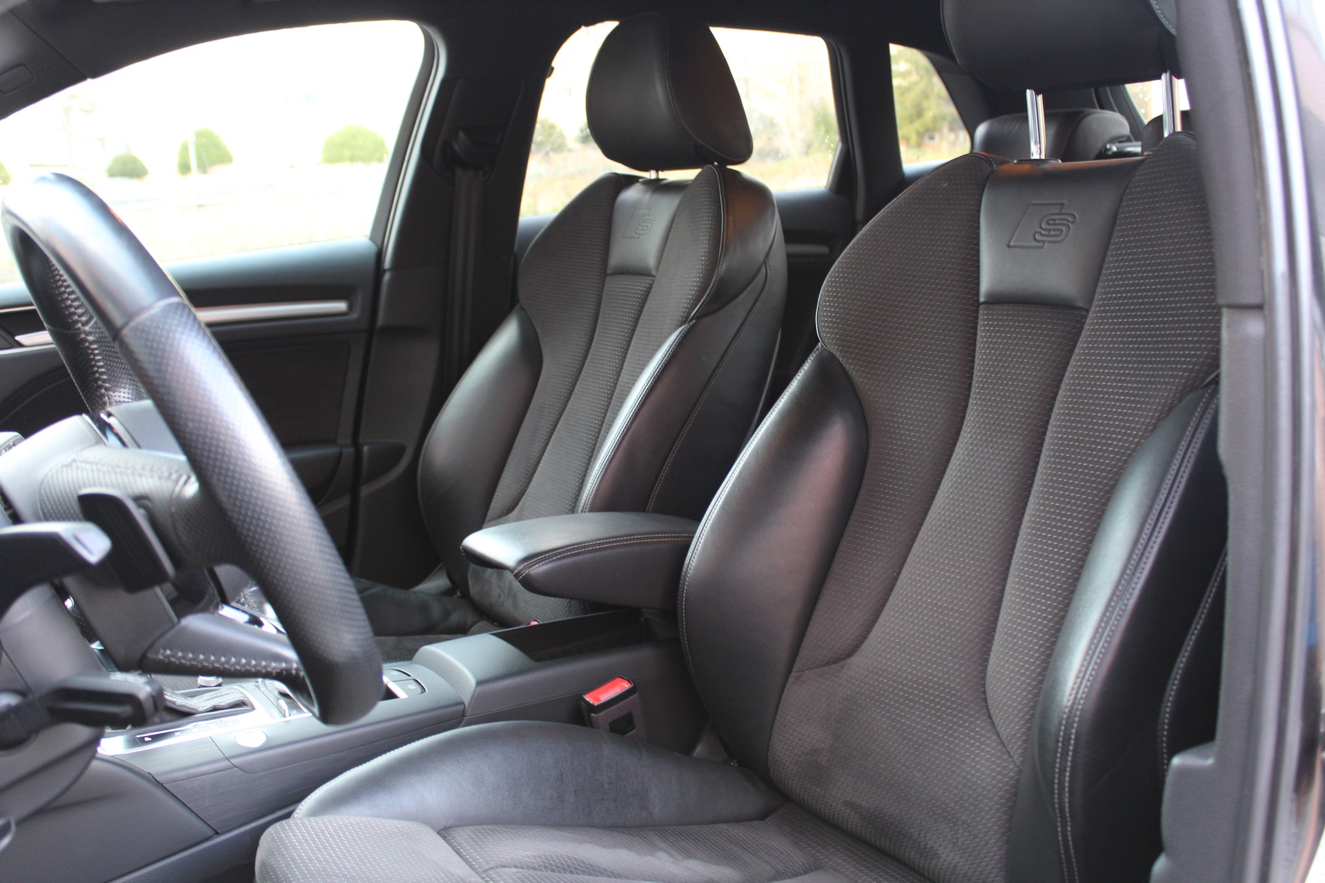 AUDI A3 Sportback 1.4 TFSI Sport S-tronic ABT 180' - "Pack S-Line Intér & Extér * ABT 180' * Virtual Cockpit * Audi Sound System"-image-21