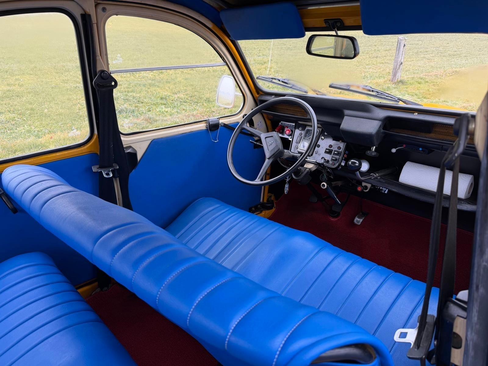 CITROEN 2CV6 Spécial (Club)-image-4