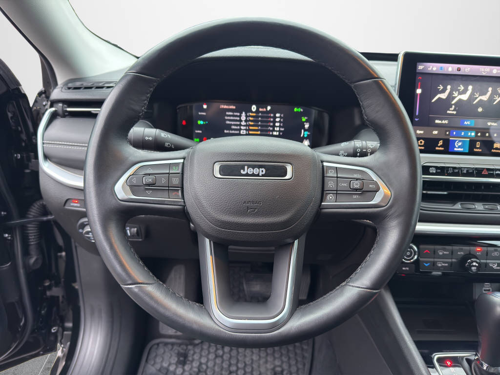 JEEP Compass 1.3 Swiss Limited 240PS 4xe-image-9