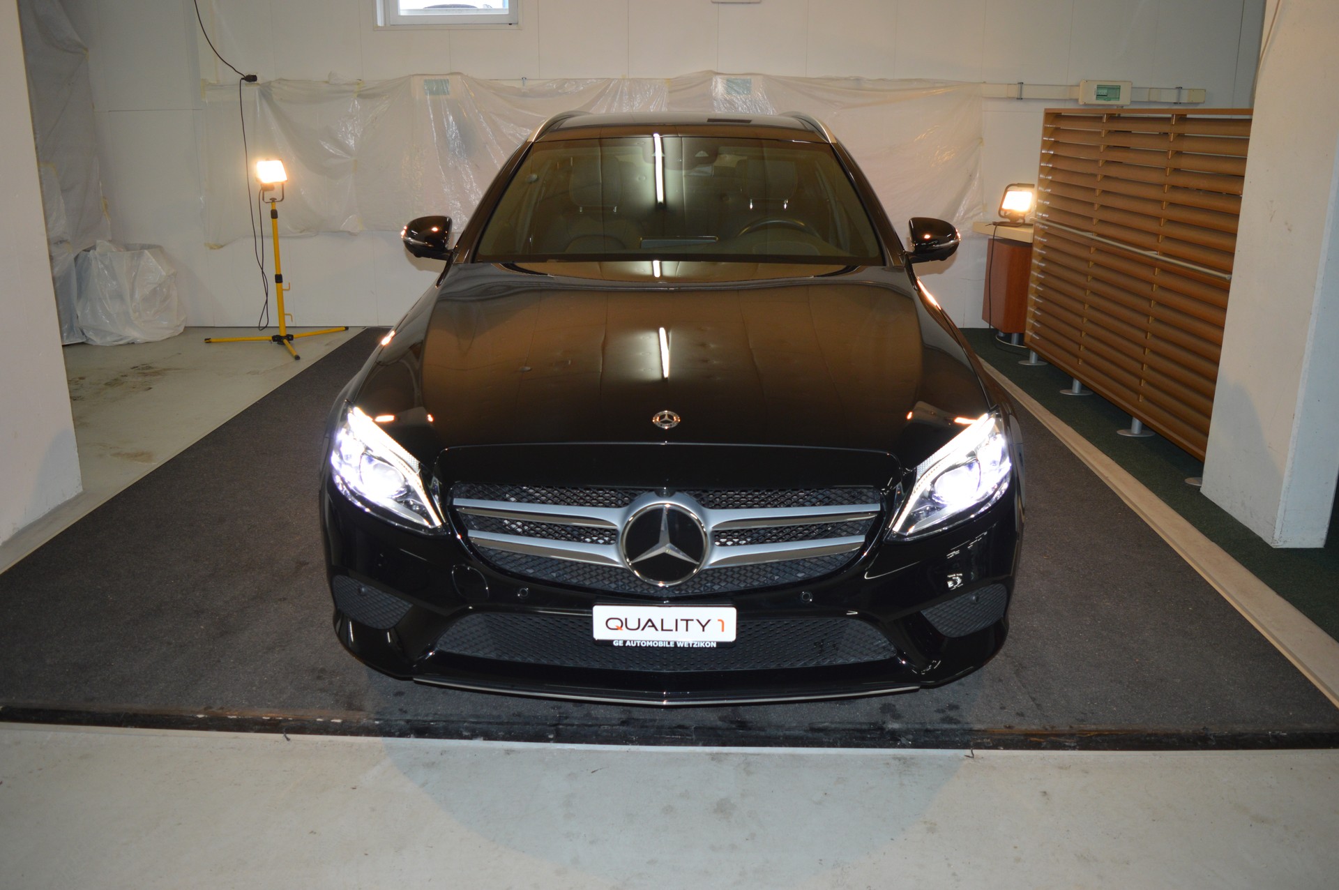 MERCEDES-BENZ C 220 d Swiss Star Avantgarde 4M 9G-Tronic-image-2