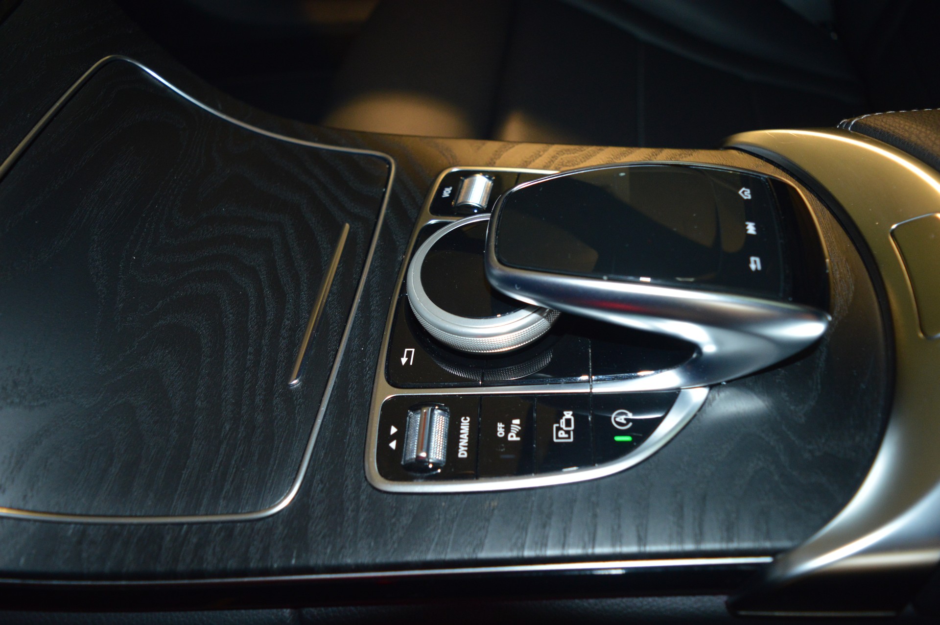 MERCEDES-BENZ C 220 d Swiss Star Avantgarde 4M 9G-Tronic-image-22