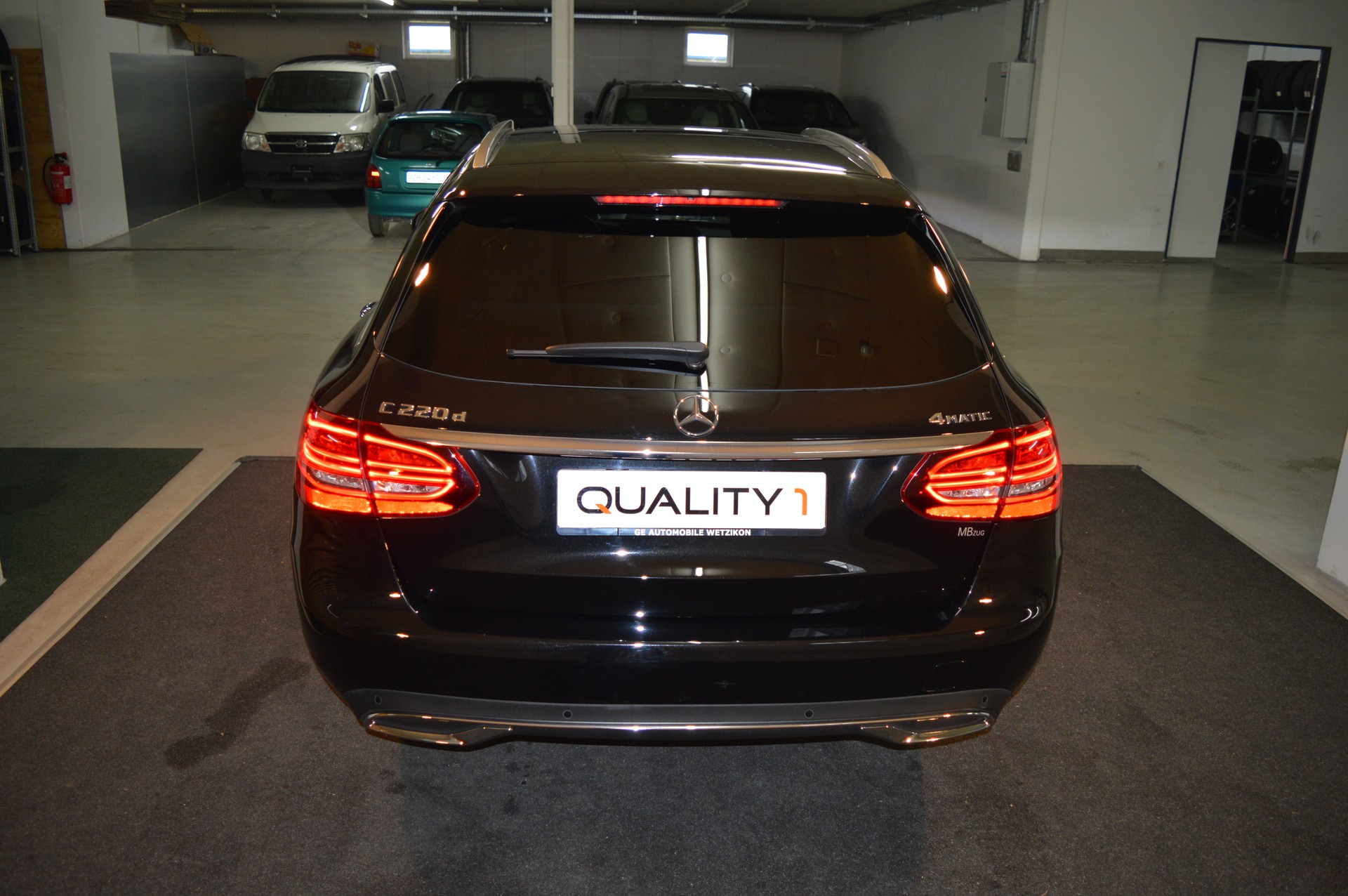 MERCEDES-BENZ C 220 d Swiss Star Avantgarde 4M 9G-Tronic-image-9