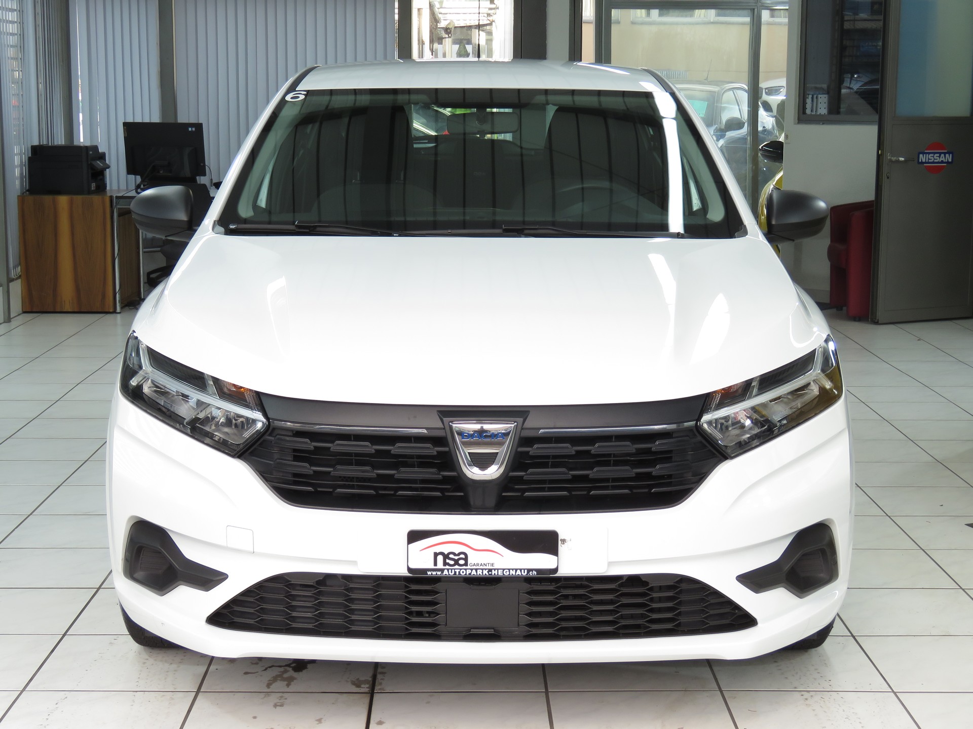 DACIA Sandero SCe 65 Essential-image-1