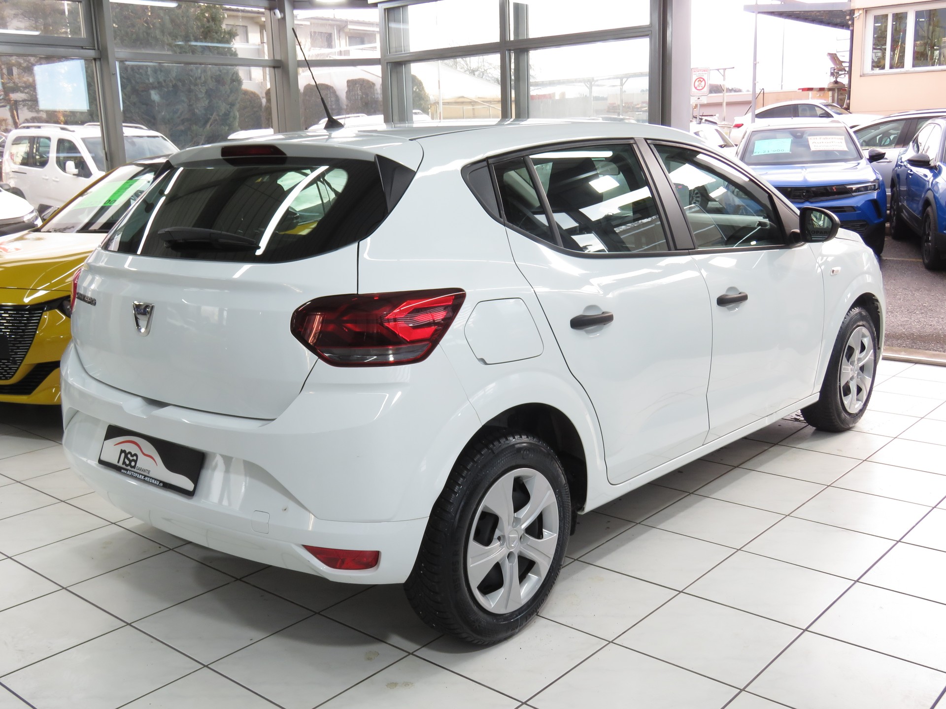 DACIA Sandero SCe 65 Essential-image-3