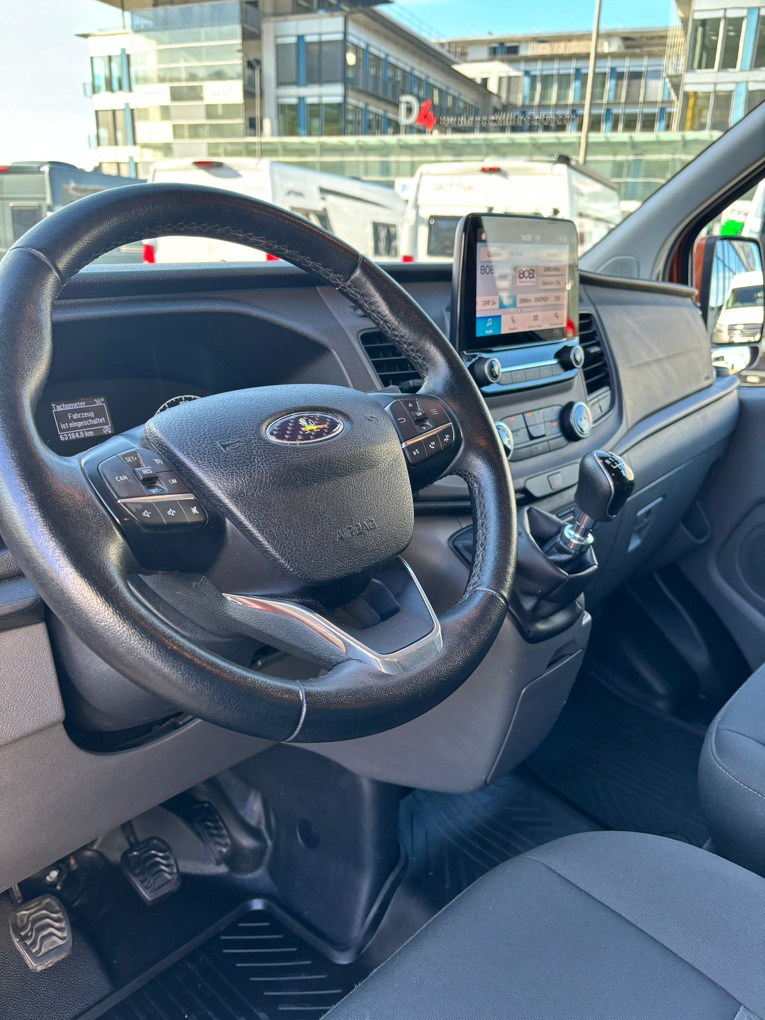 FORD Transit Custom Van 300 L1H1 Ambiente-image-12