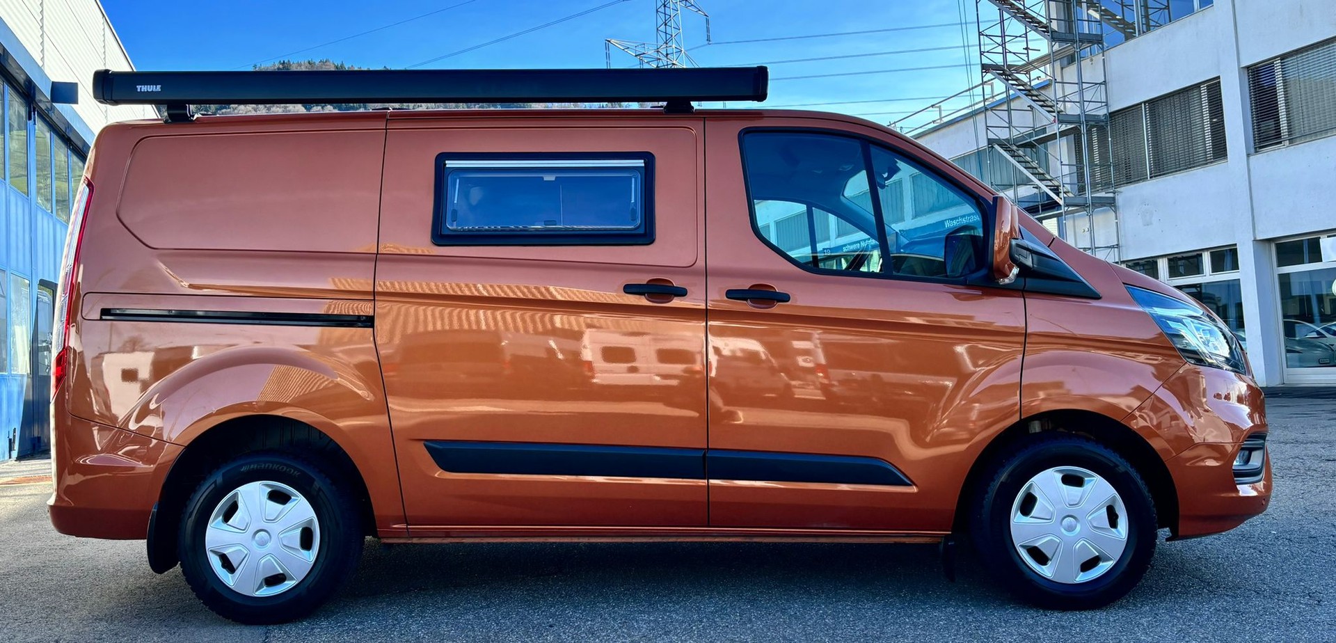 FORD Transit Custom Van 300 L1H1 Ambiente-image-1