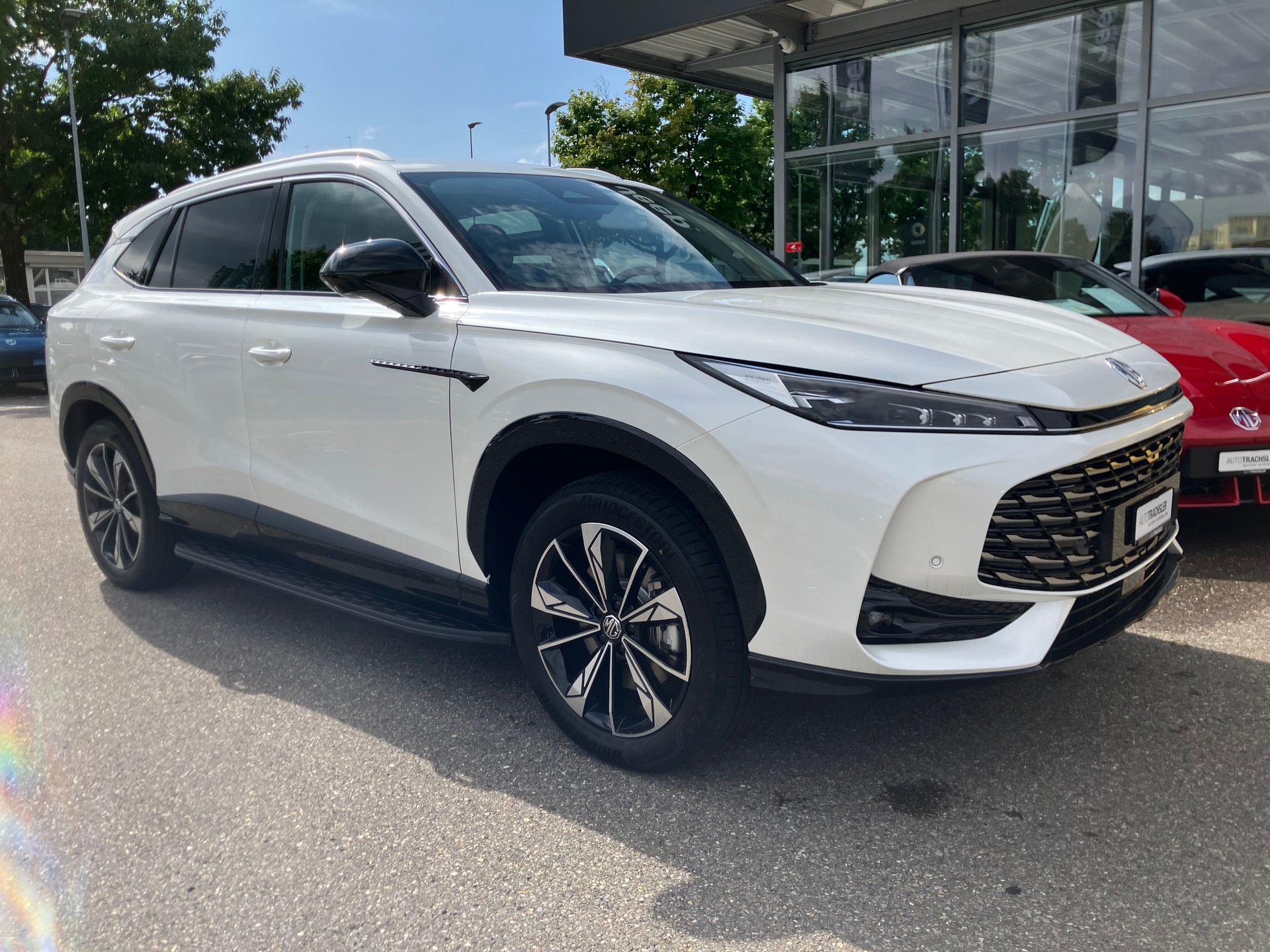 MG HS 1.5 T PHEV Luxury-image-2