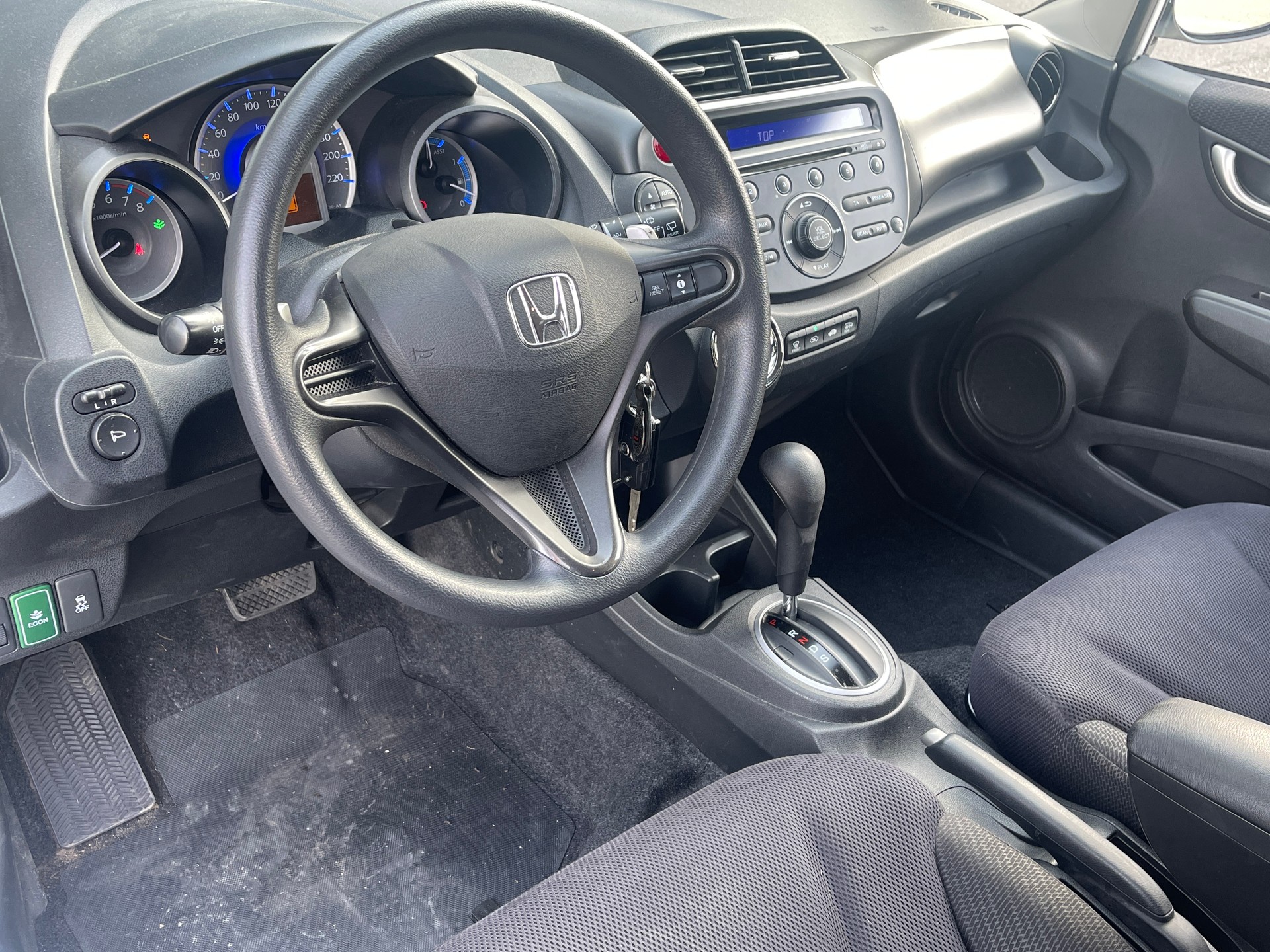 HONDA Jazz 1.3i Hybrid Comfort CVT-image-6