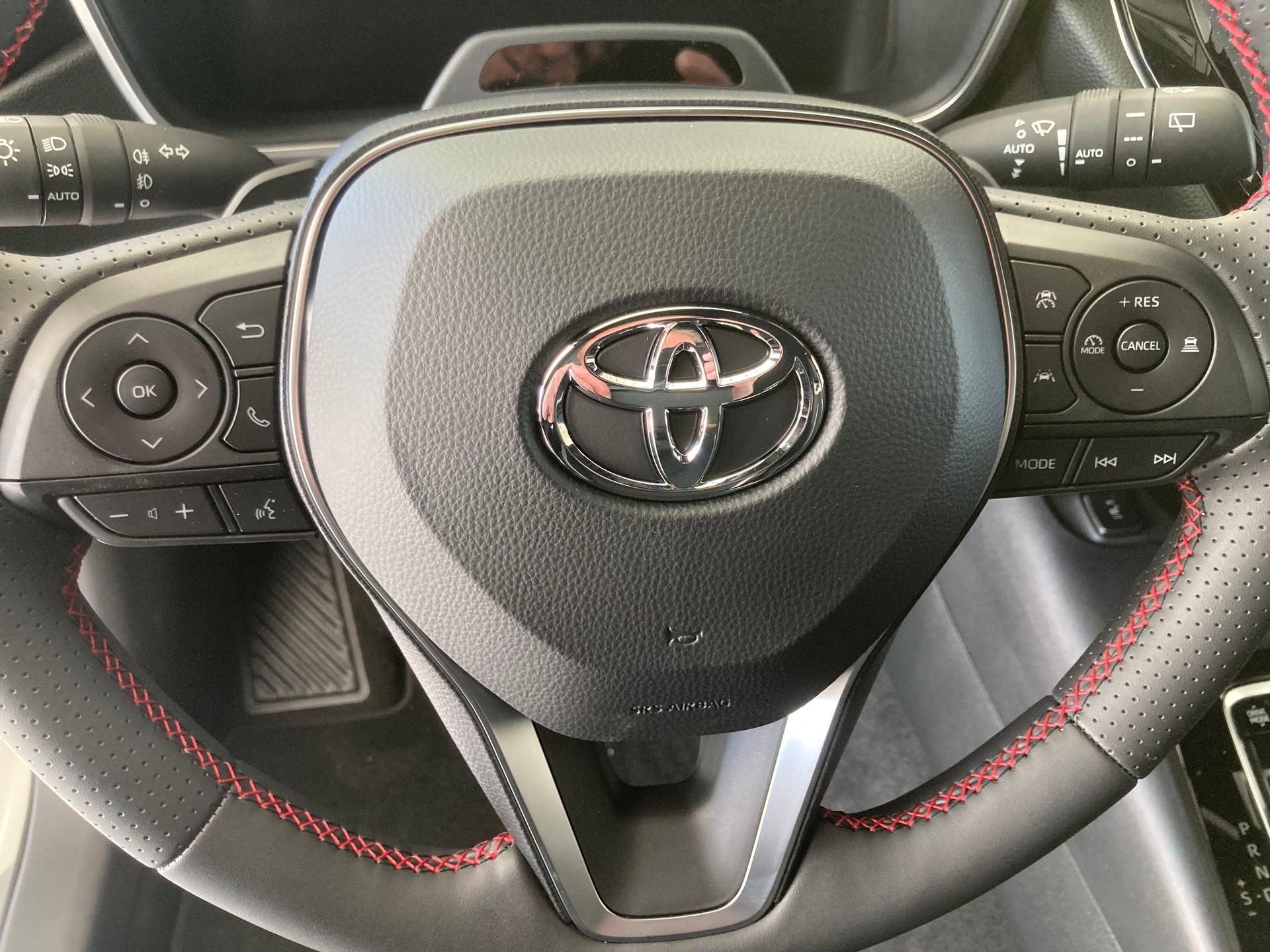 TOYOTA Corolla Touring Sports 2.0 HSD GR Sport e-CVT-image-8