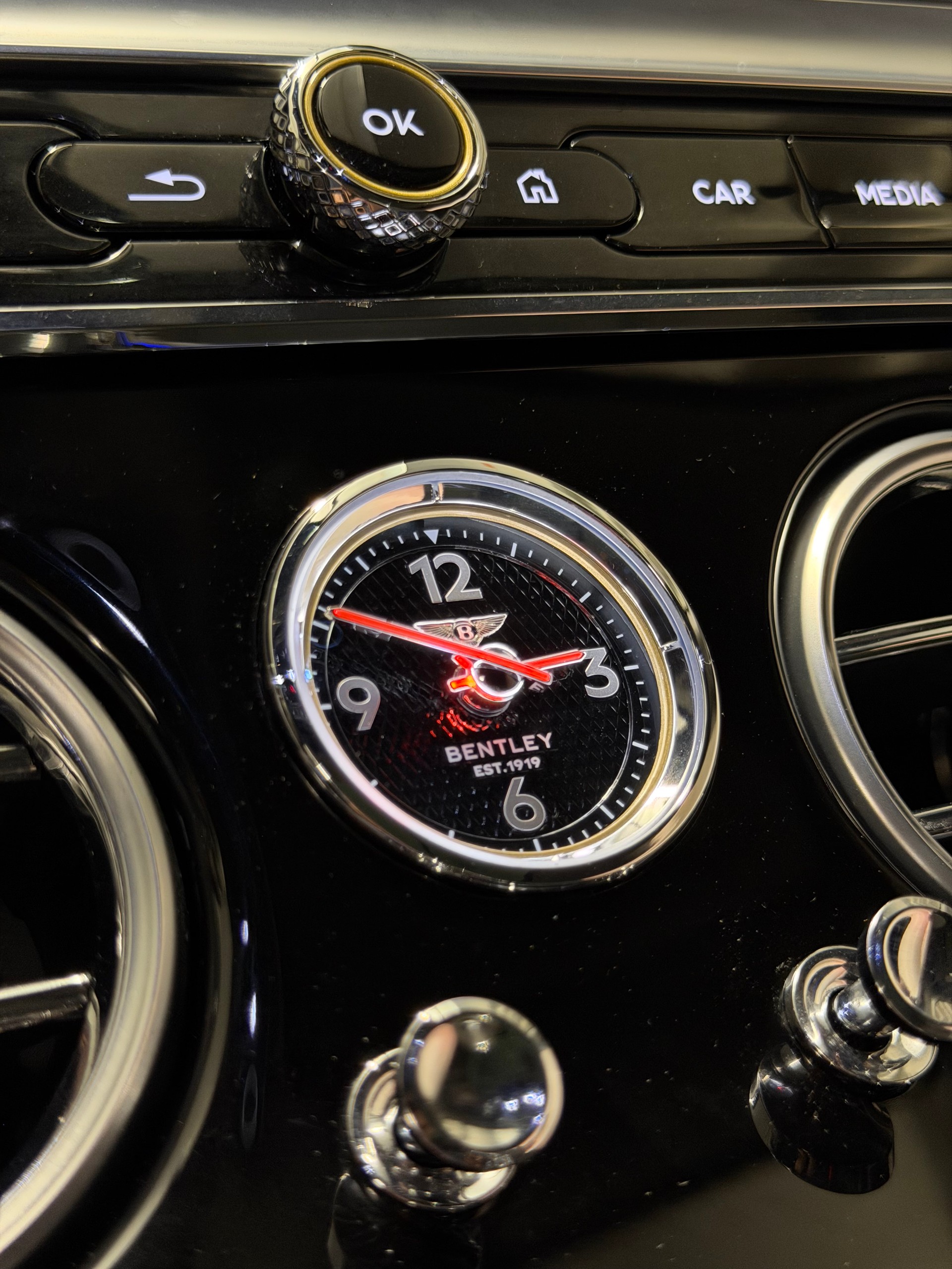 BENTLEY Continental GT 6.0 W12 Speed-image-15
