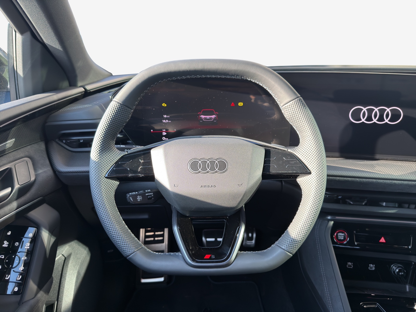 AUDI Q5 Sportback TDI quattro 150 kW S-tronic-image-11