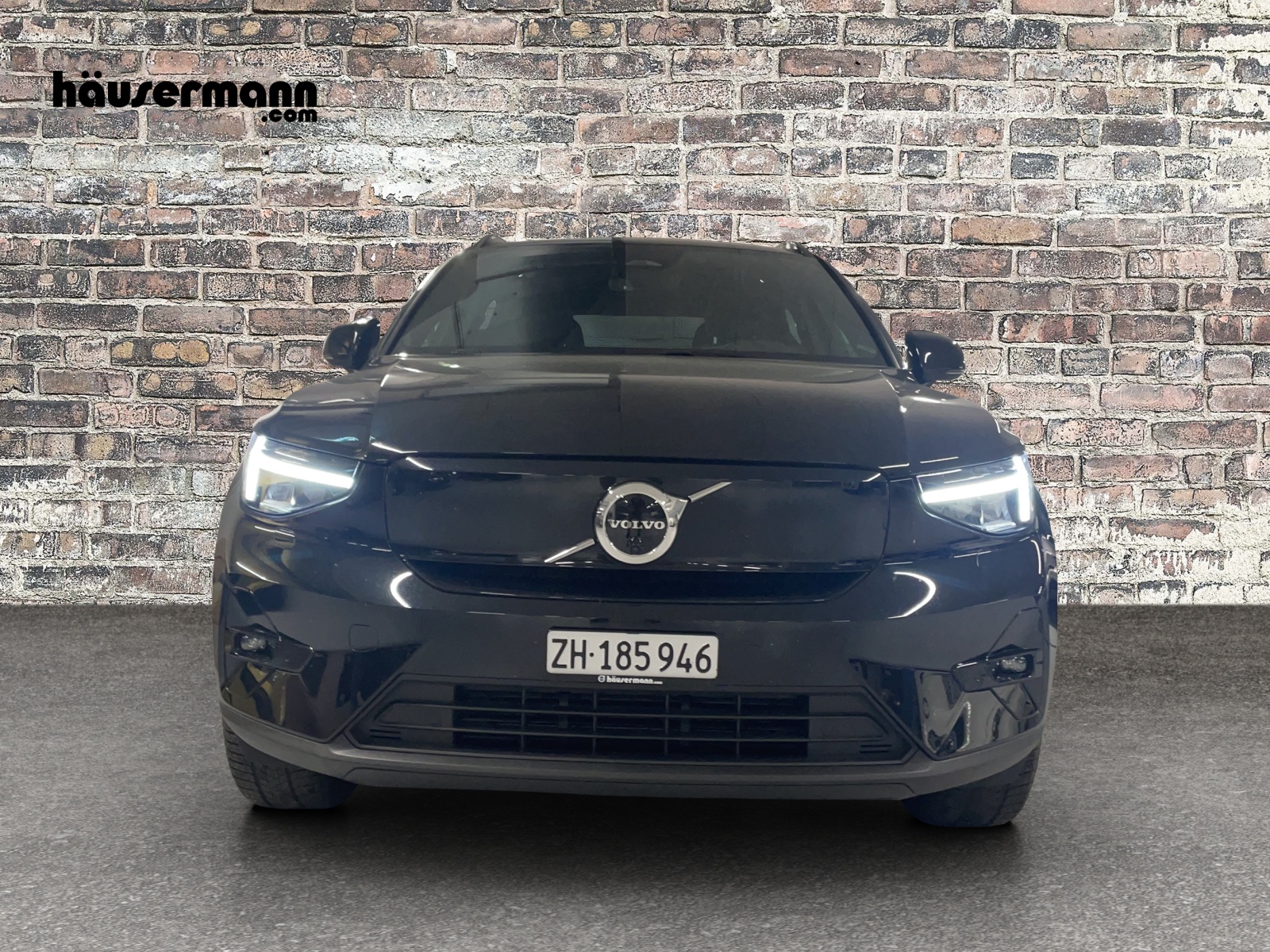 VOLVO XC40 P6 Ultimate-image-9