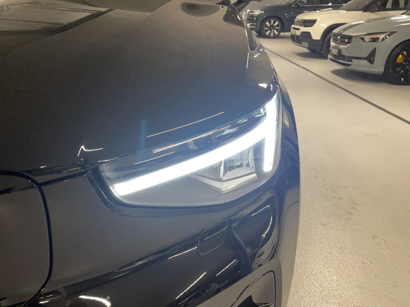 VOLVO XC40 P6 Ultimate-image-13
