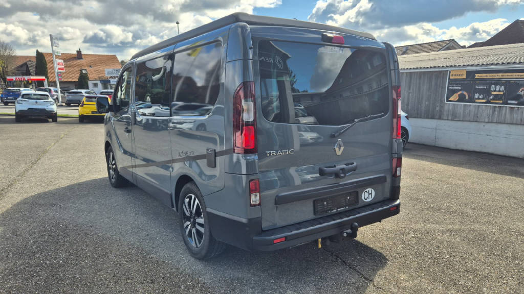 RENAULT Adria Active 2.0 dCi 150 EDC-image-5