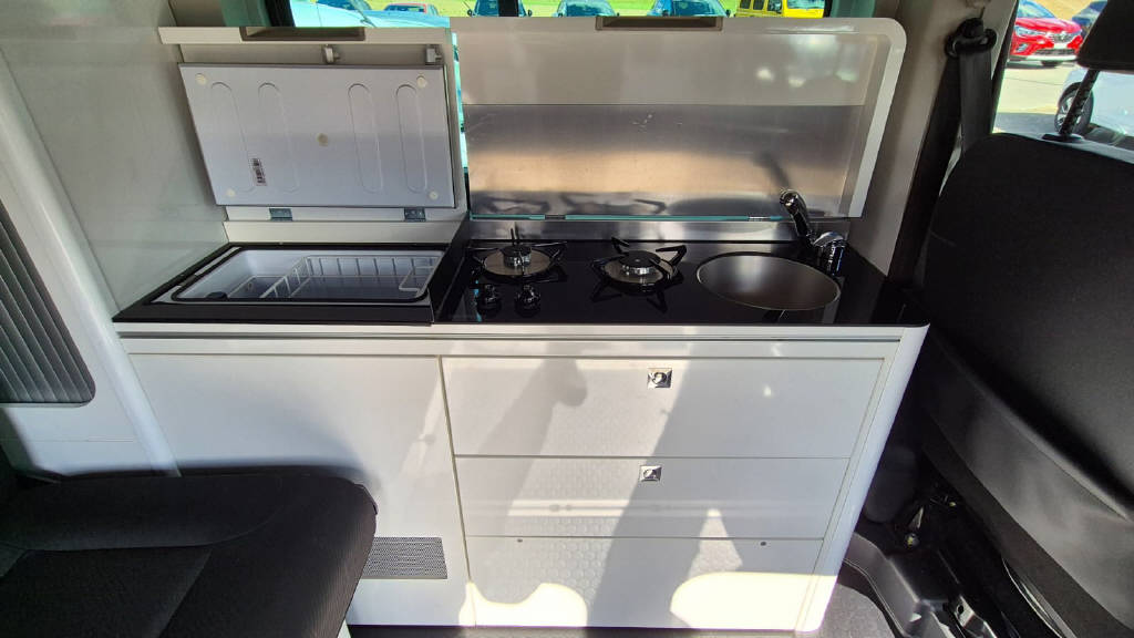 RENAULT Adria Active 2.0 dCi 150 EDC-image-13
