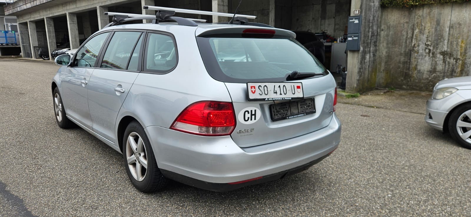 VW Golf Variant 1.9 TDI Trendline-image-4