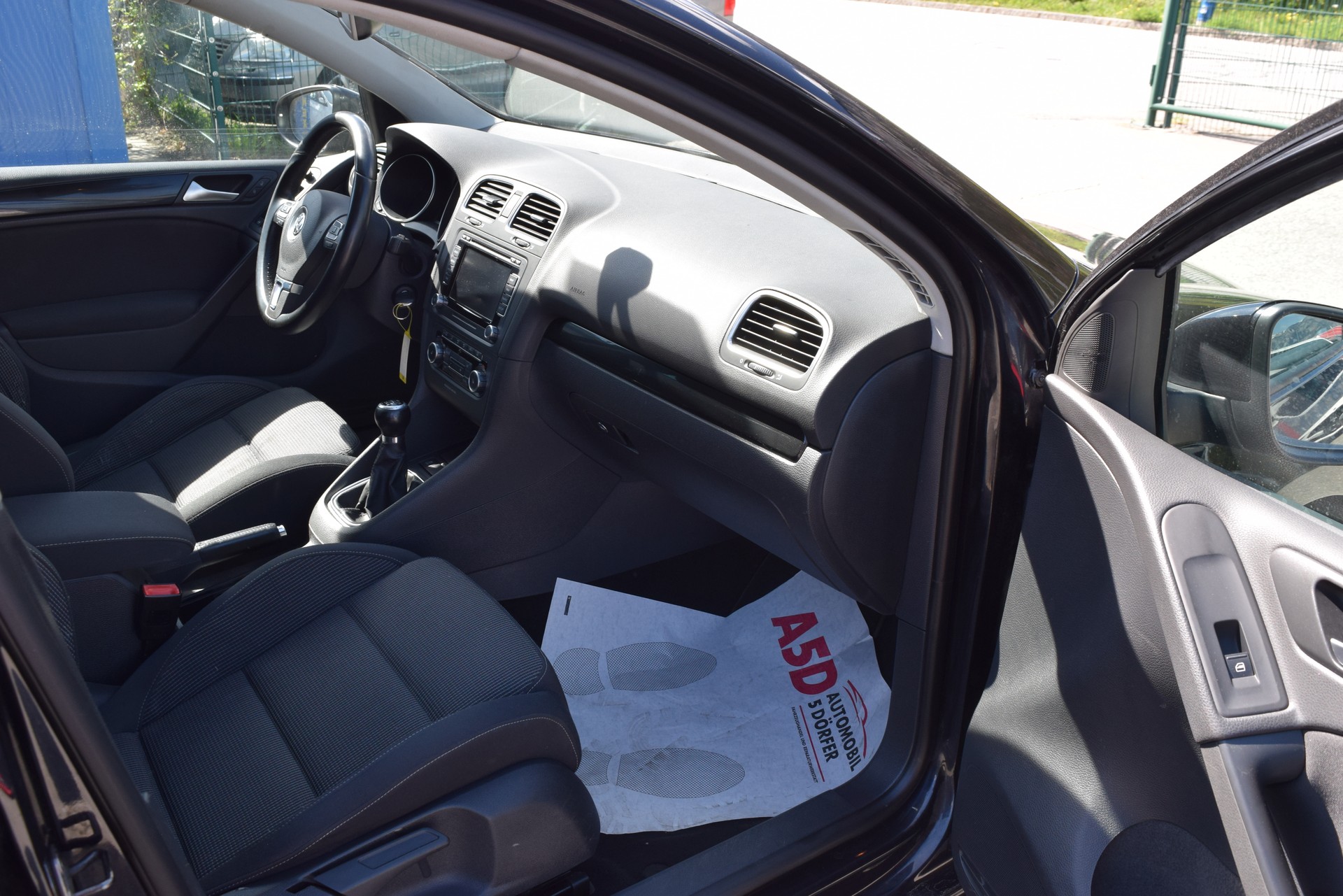 VW Golf 2.0 TDI Team 4Motion-image-10