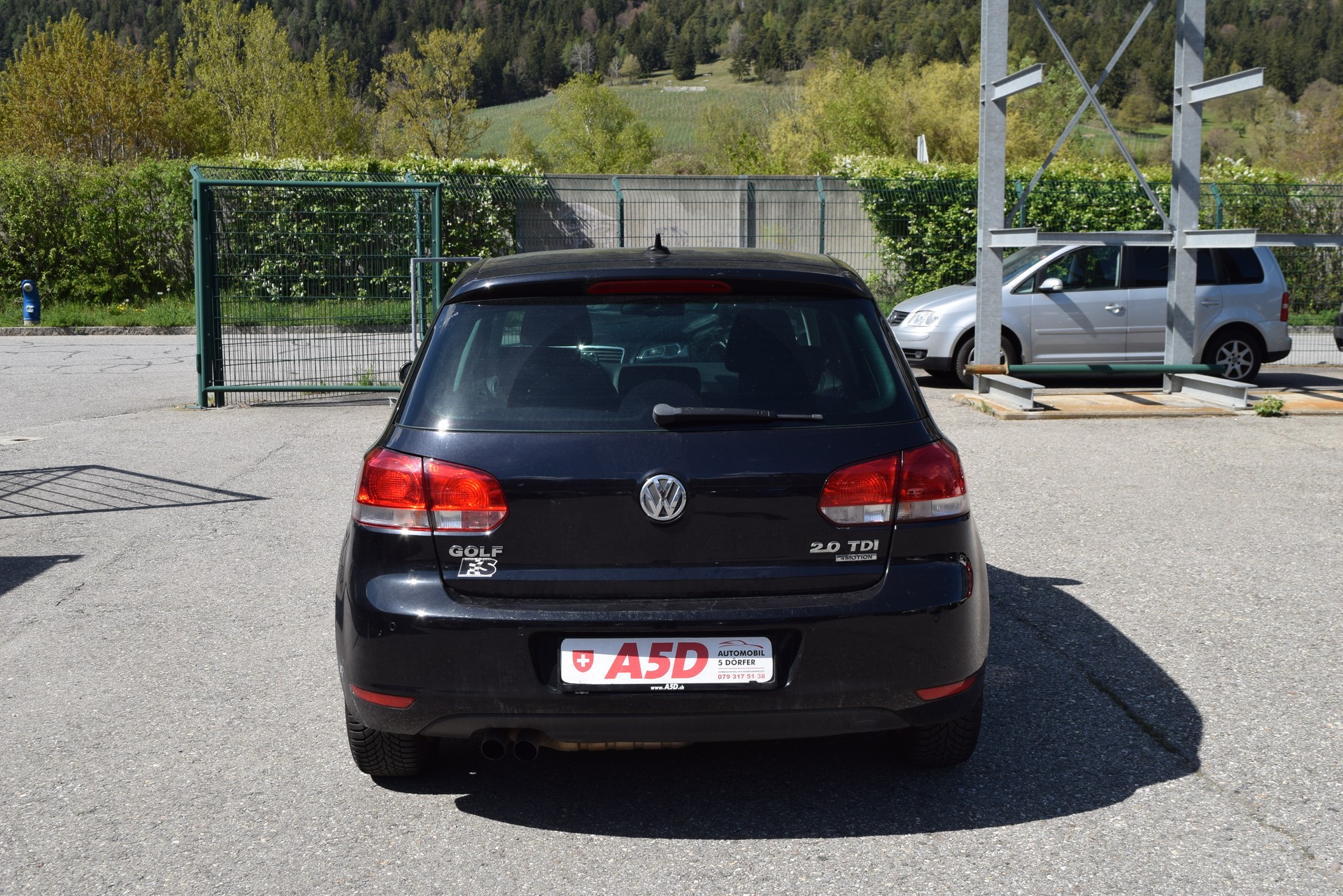 VW Golf 2.0 TDI Team 4Motion-image-6