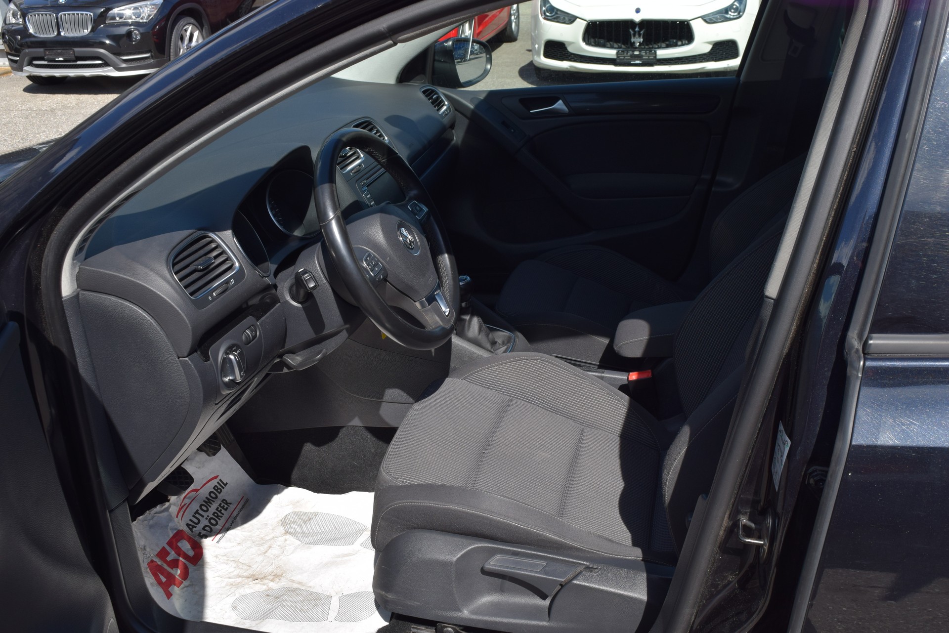 VW Golf 2.0 TDI Team 4Motion-image-16