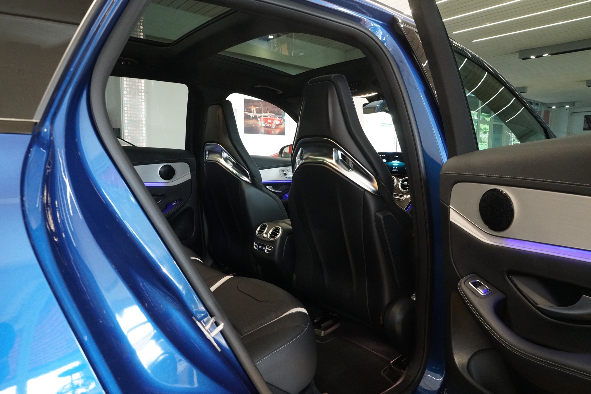 MERCEDES-BENZ GLC 63 S AMG 4Matic 9G-Tronic Spectral Blue-image-22