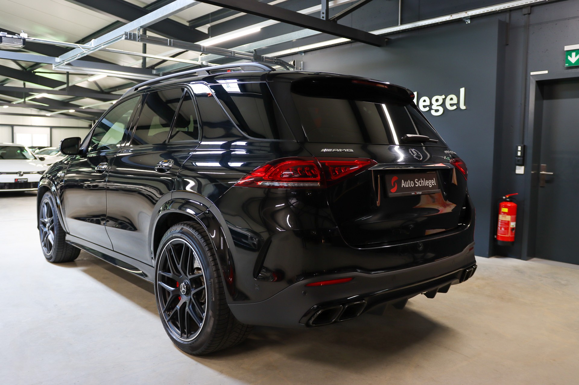 MERCEDES-BENZ GLE 63 S AMG 4Matic+ 9G-Speedshift-image-3
