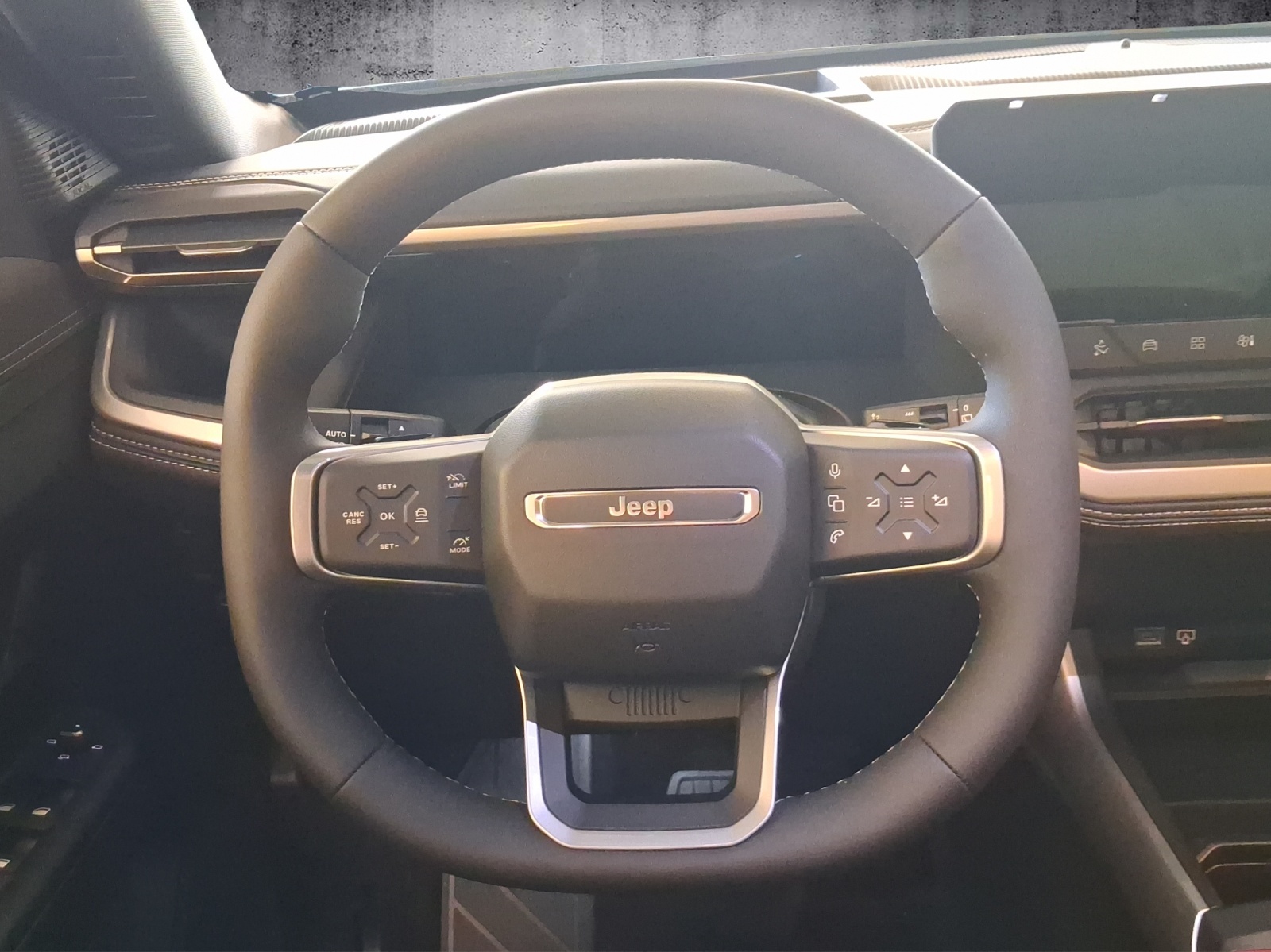 JEEP Compass Elektro 74kWh First Edition-image-11
