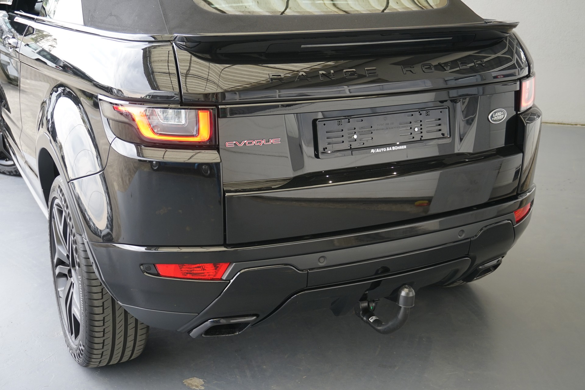 LAND ROVER Evoque 2.0Si4 HSE Dynamic 241PS Convertible mit Abstandsregeltempomat und Anhängerkupplung-image-17