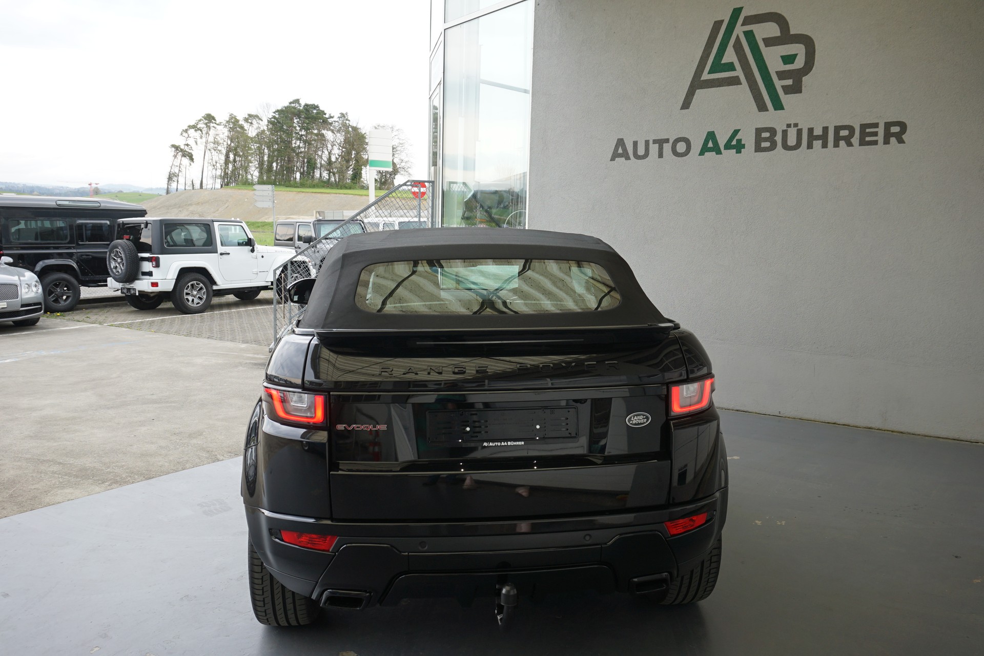 LAND ROVER Evoque 2.0Si4 HSE Dynamic 241PS Convertible mit Abstandsregeltempomat und Anhängerkupplung-image-10