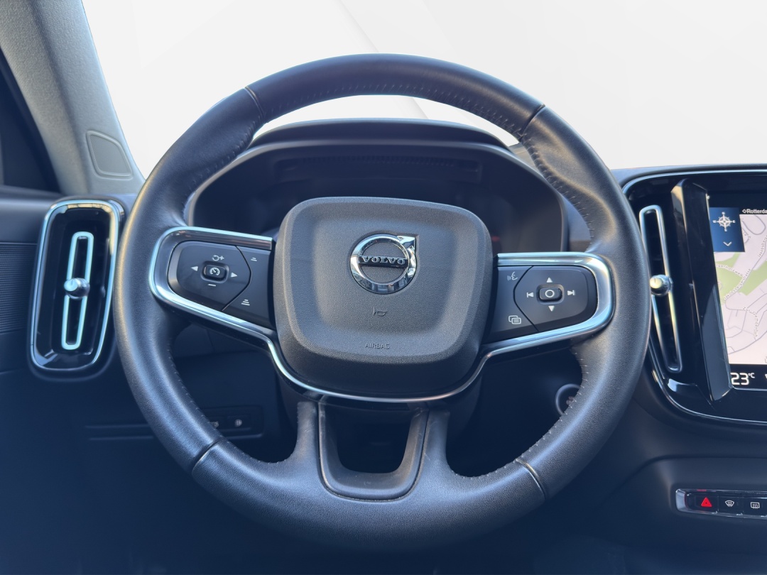 VOLVO XC40 T5 TwE Inscription DCT-image-14