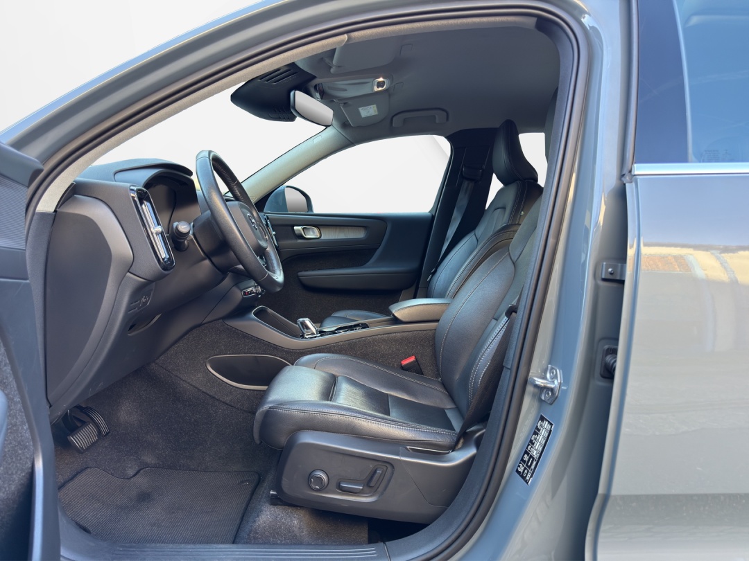 VOLVO XC40 T5 TwE Inscription DCT-image-8