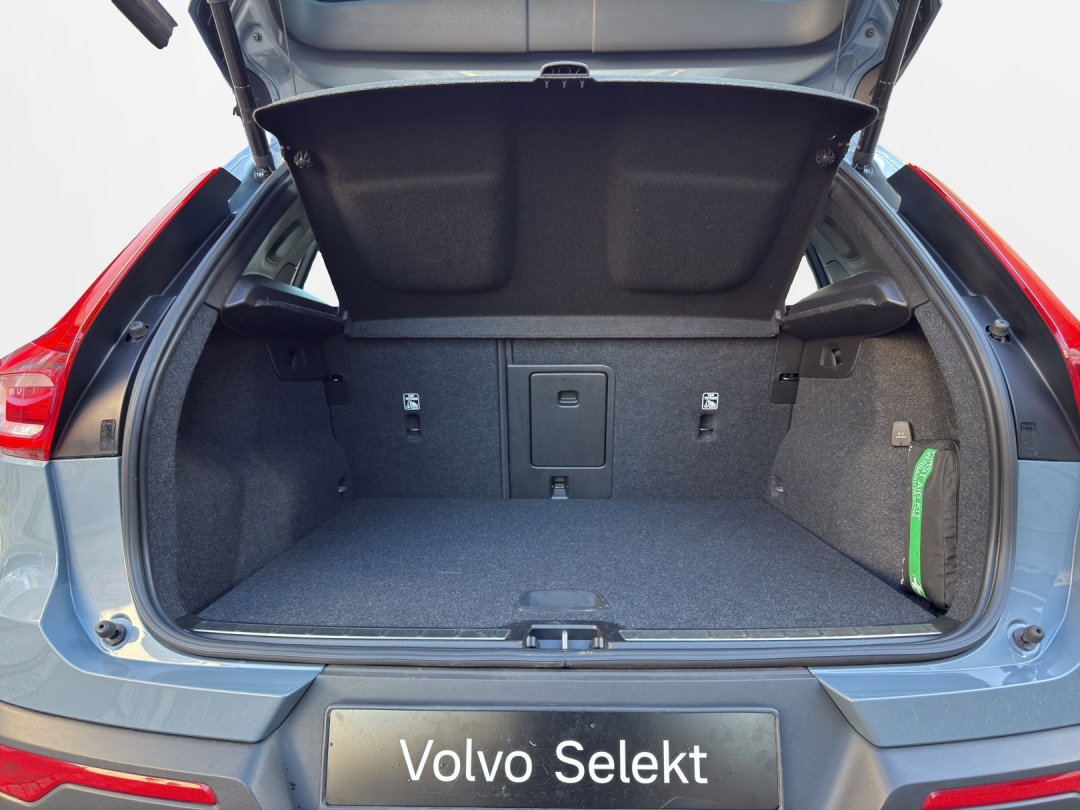 VOLVO XC40 T5 TwE Inscription DCT-image-12