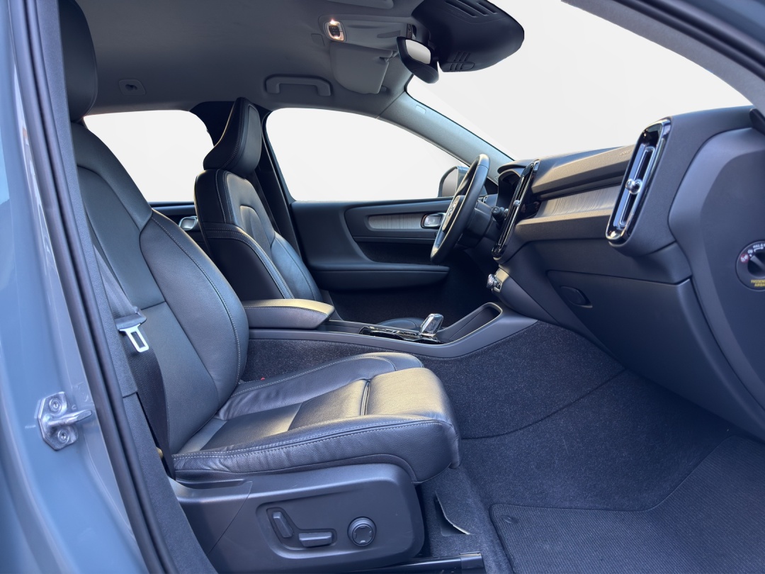 VOLVO XC40 T5 TwE Inscription DCT-image-11