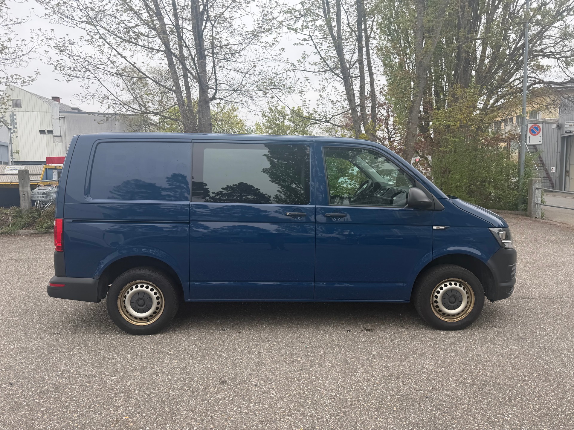 VW T6 2.0 TDI 4Motion ** Navigation ** 2x Airbag ** Klimaanlage ** PDC Hinen ** Nutzlast 781 Kg **-image-8