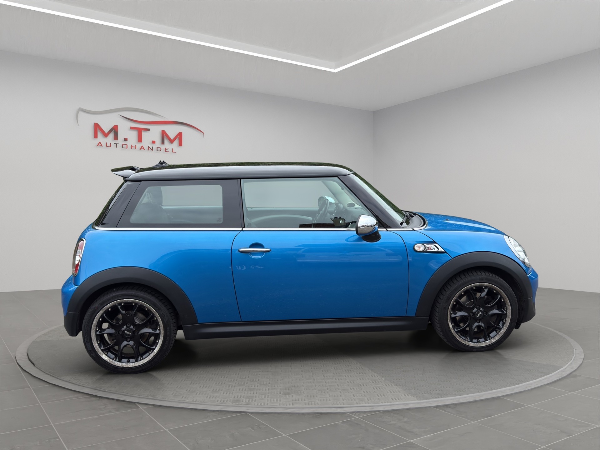 MINI Cooper S-image-9