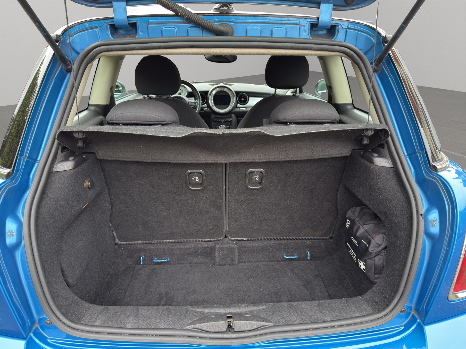 MINI Cooper S-image-14