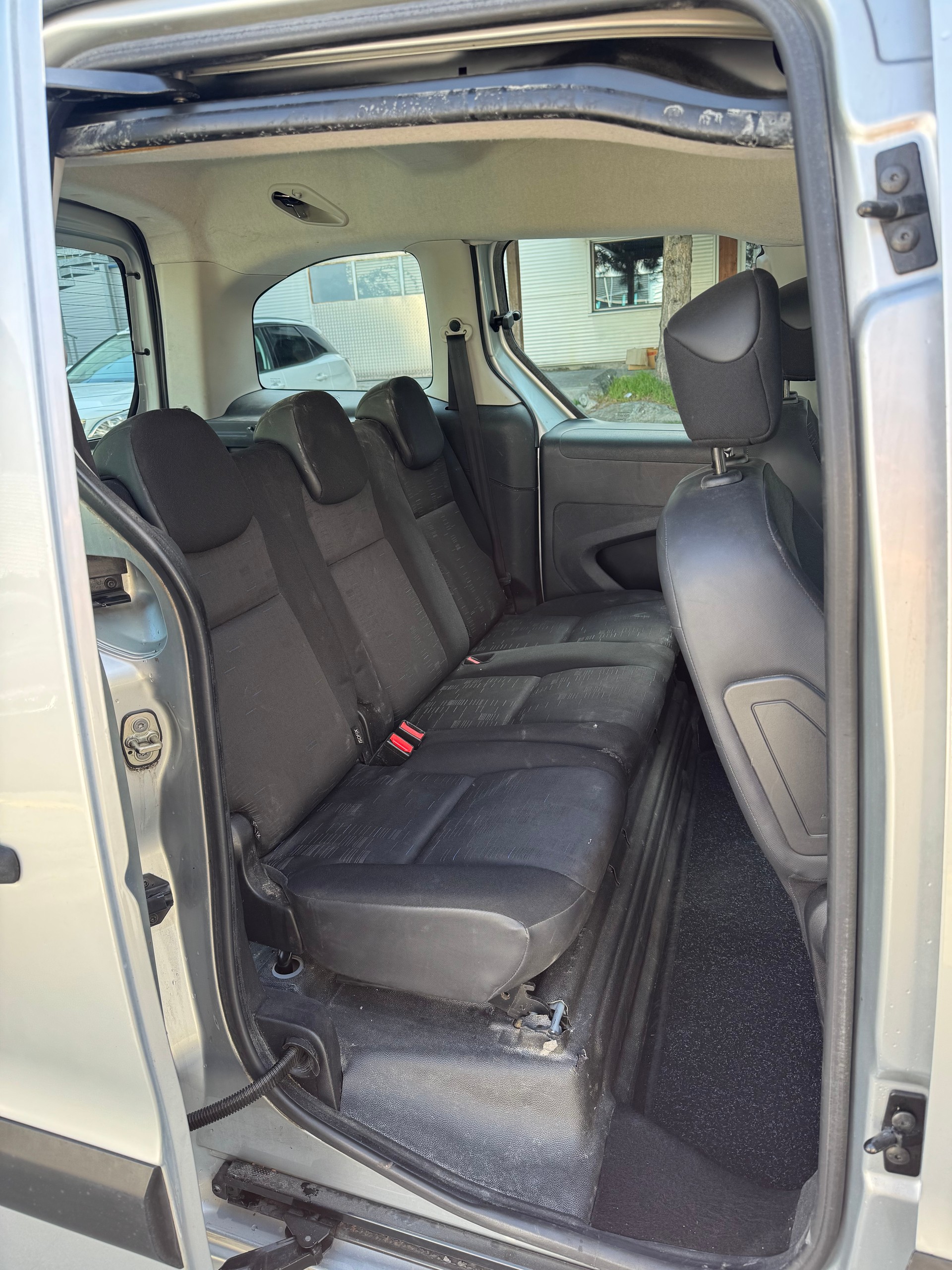 CITROEN Berlingo 1.6 HDi Attraction-image-4