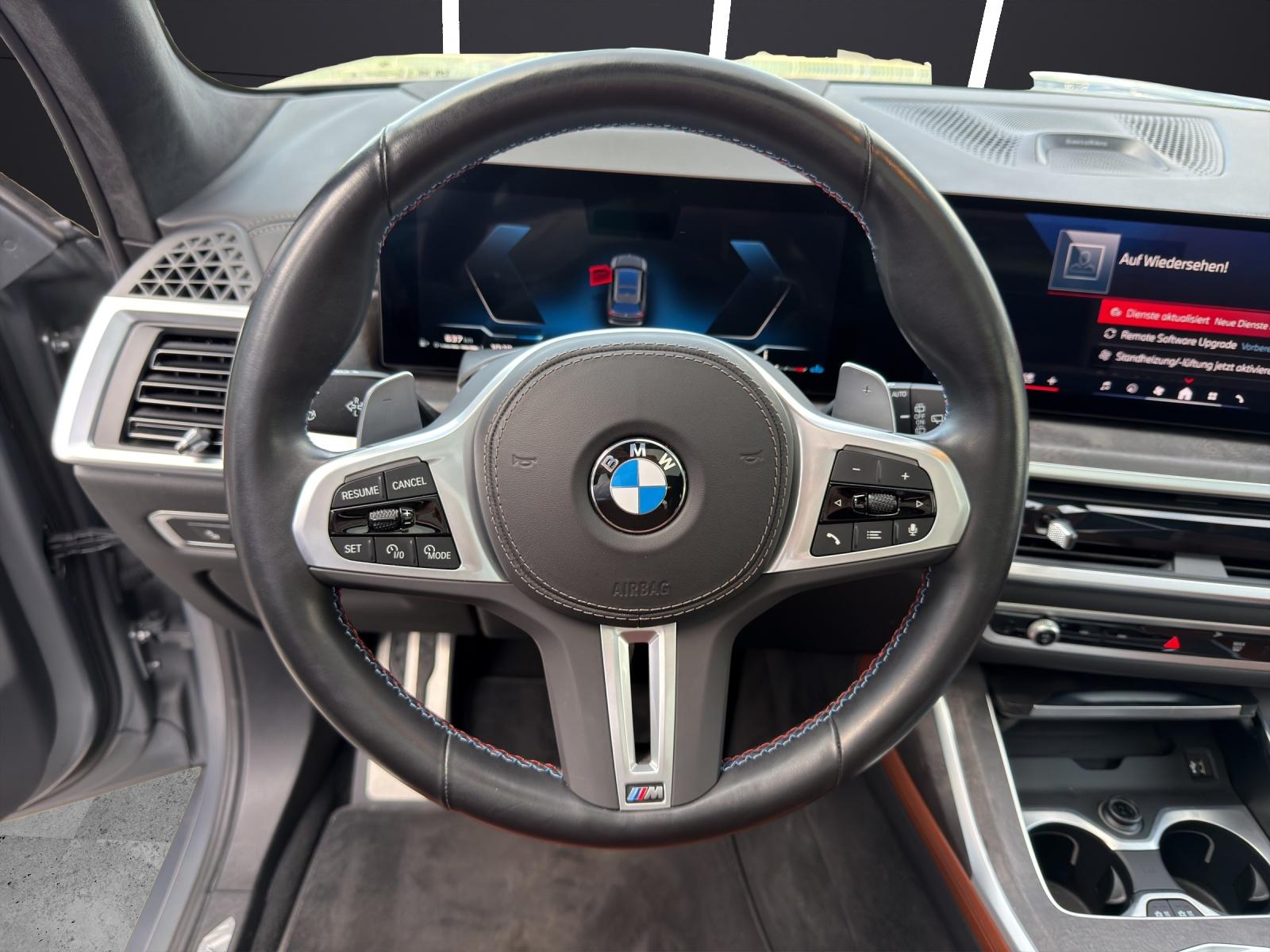 BMW X7 M60i-image-11
