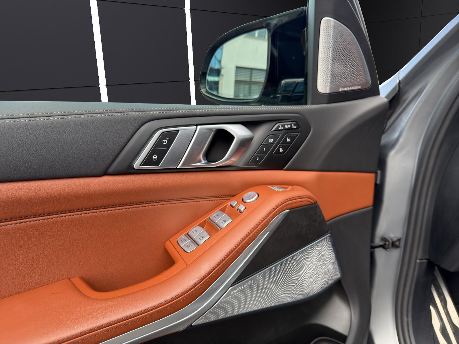 BMW X7 M60i-image-14