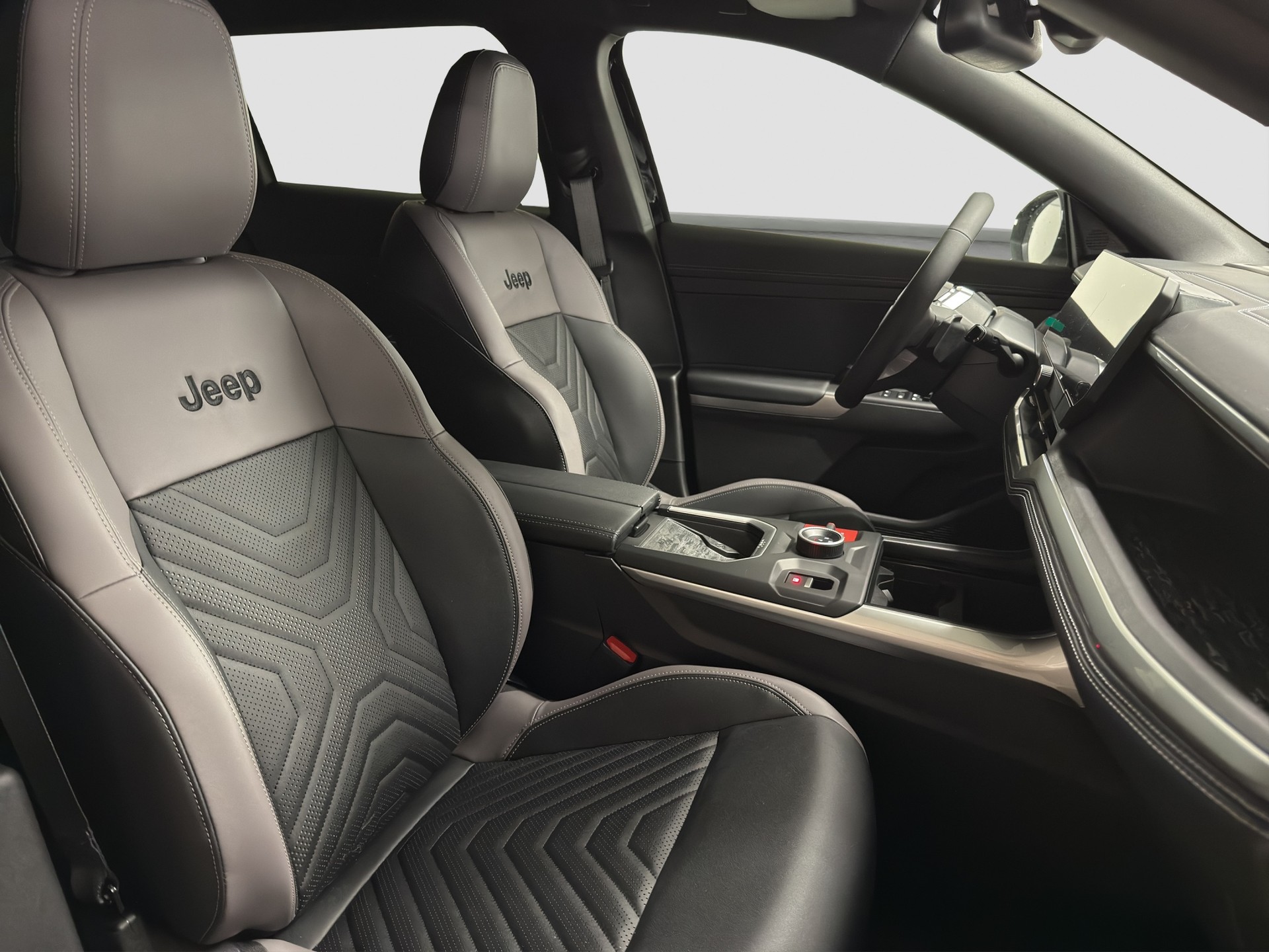 JEEP Compass 1.2 MHEV First Edition-image-9