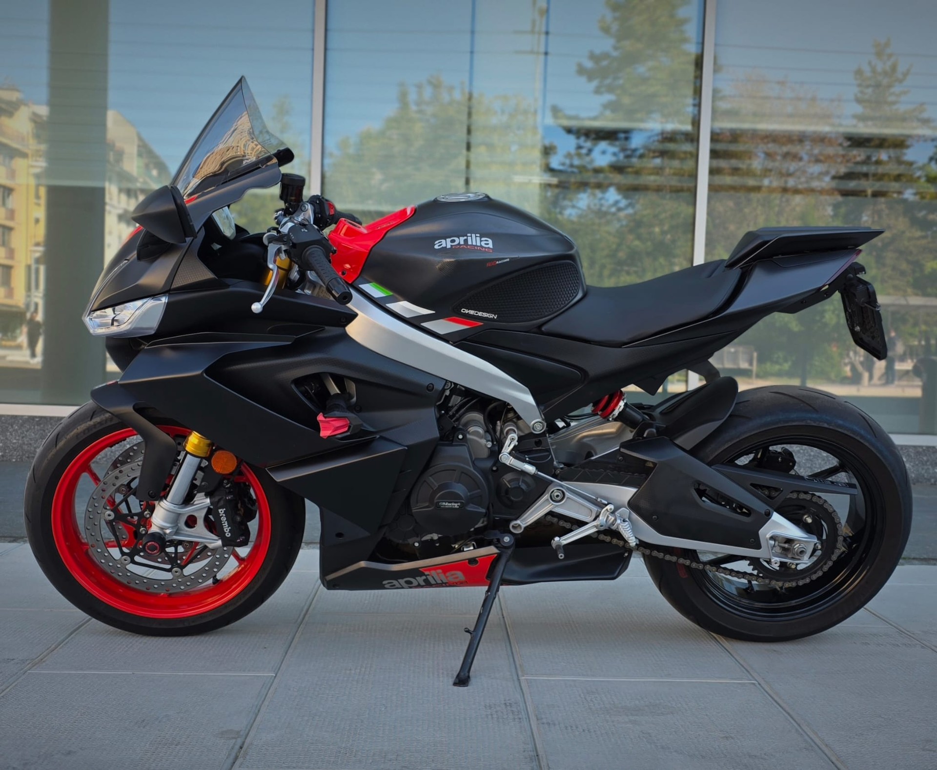 APRILIA RS 660 FULL 100CV ( NO 35kW )-showroom-element-1
