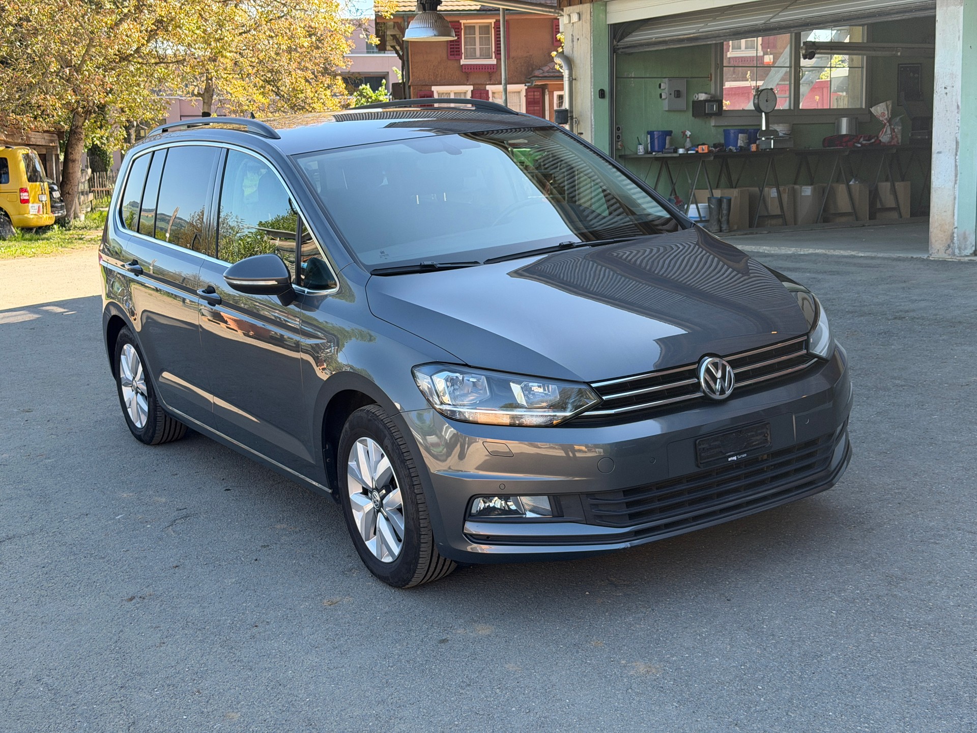 VW Touran 2.0 TDI BlueMotion Technology Comfortline-image-1