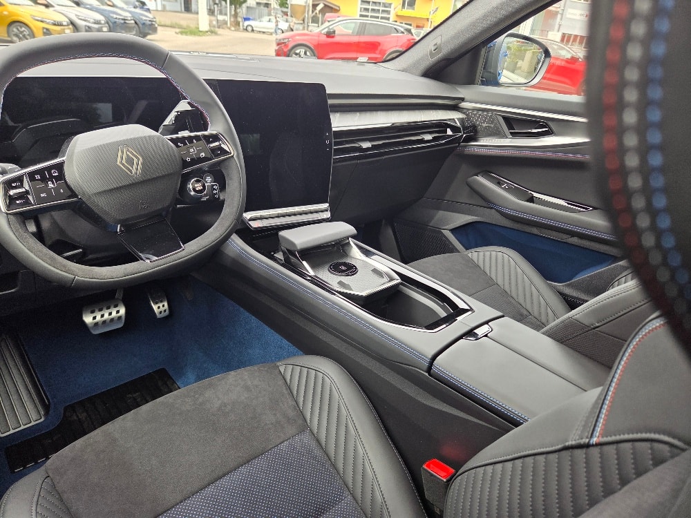 RENAULT Rafale 1.2 E-Tech Plug-in Hybrid 300 4x4 Atelier Alpine-image-9